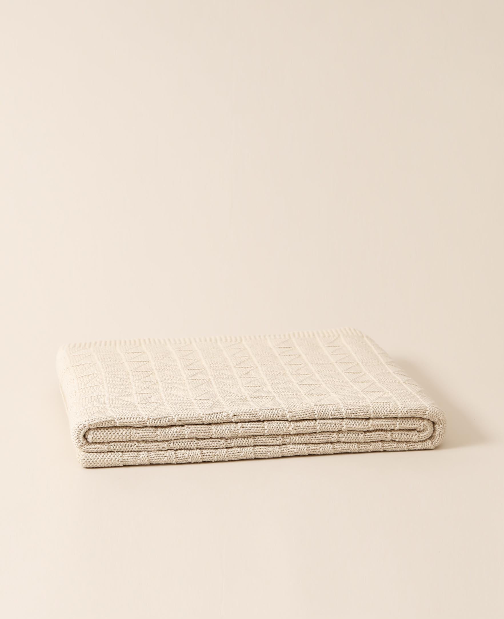 Knitted blanket, beige, 130x170cm