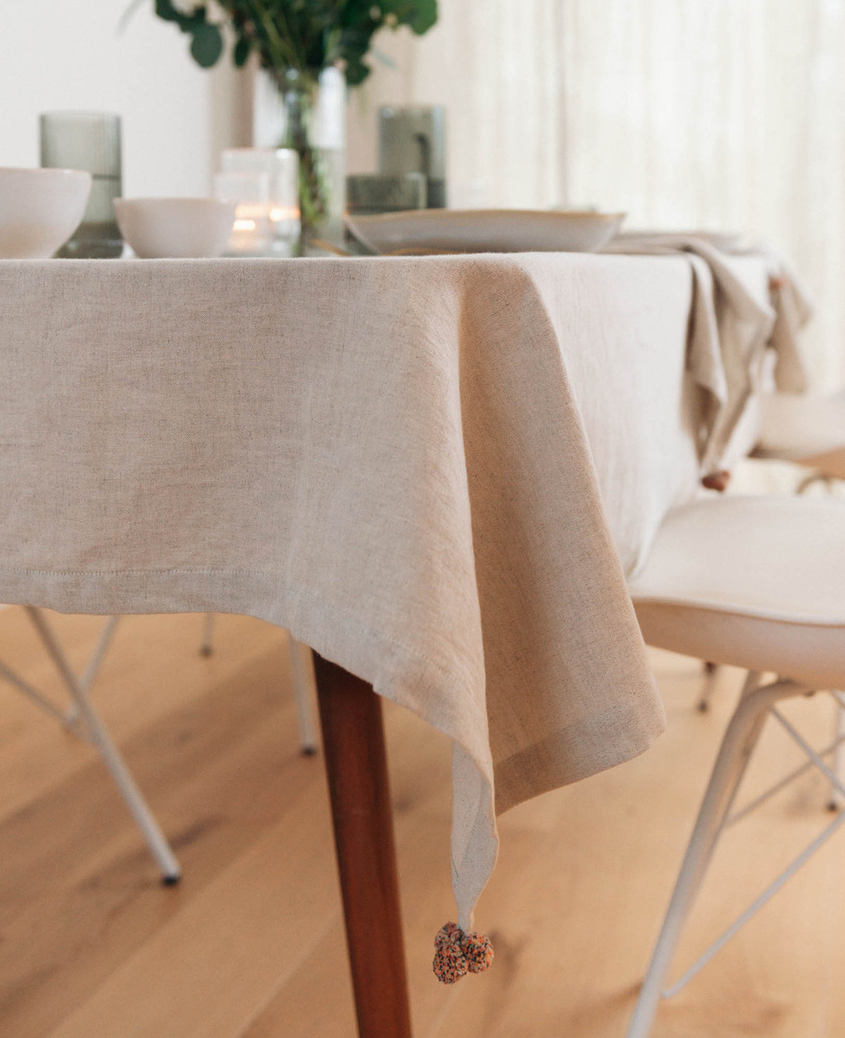 Nappe Cleo, pompons, 140x240
