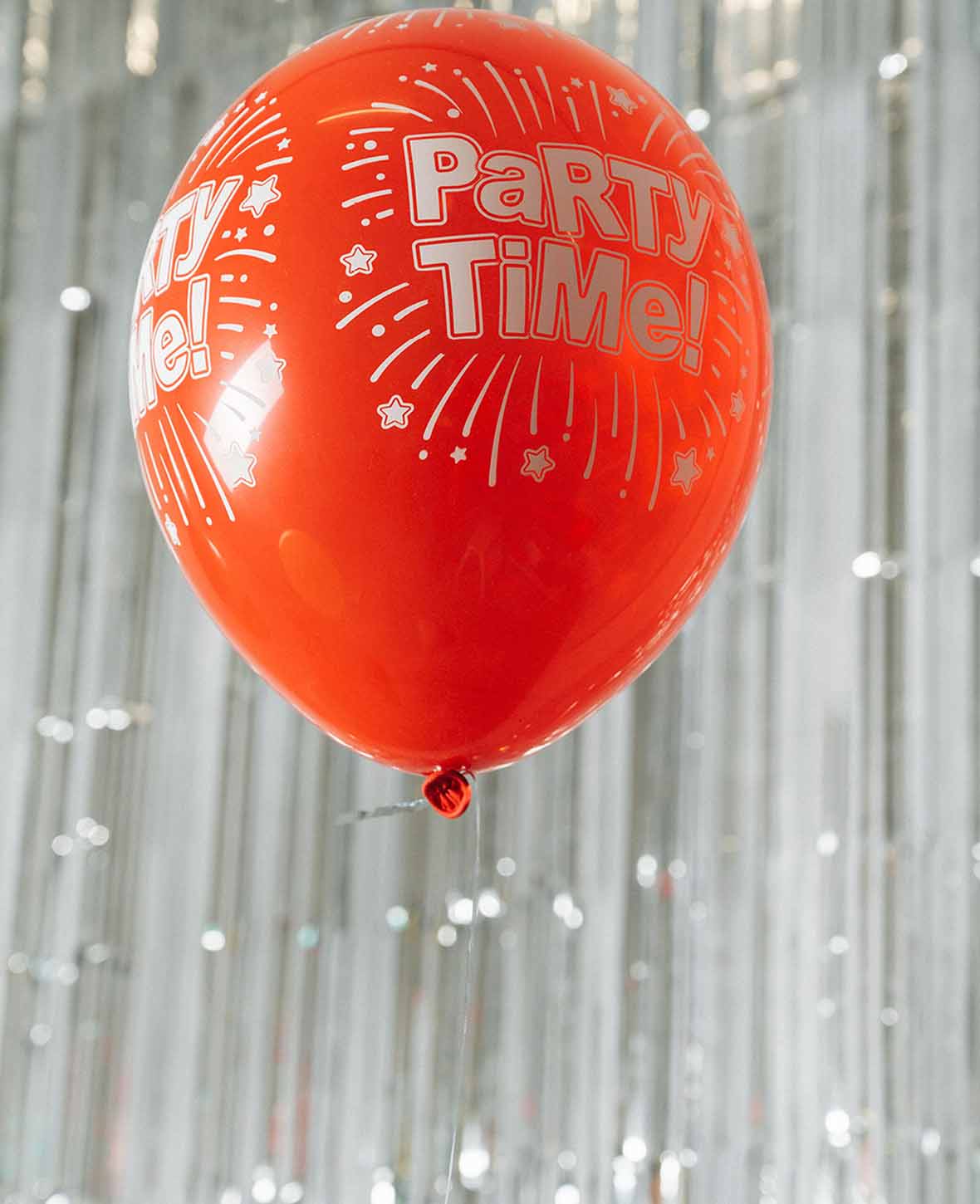 Ballons de Baudruche Party Time, 27 cm, Couleurs Assorties, 6 pièces.