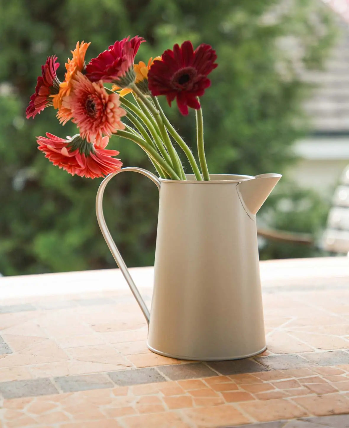 Decorative jug made of tin, taupe, 10x13x19.5cm
