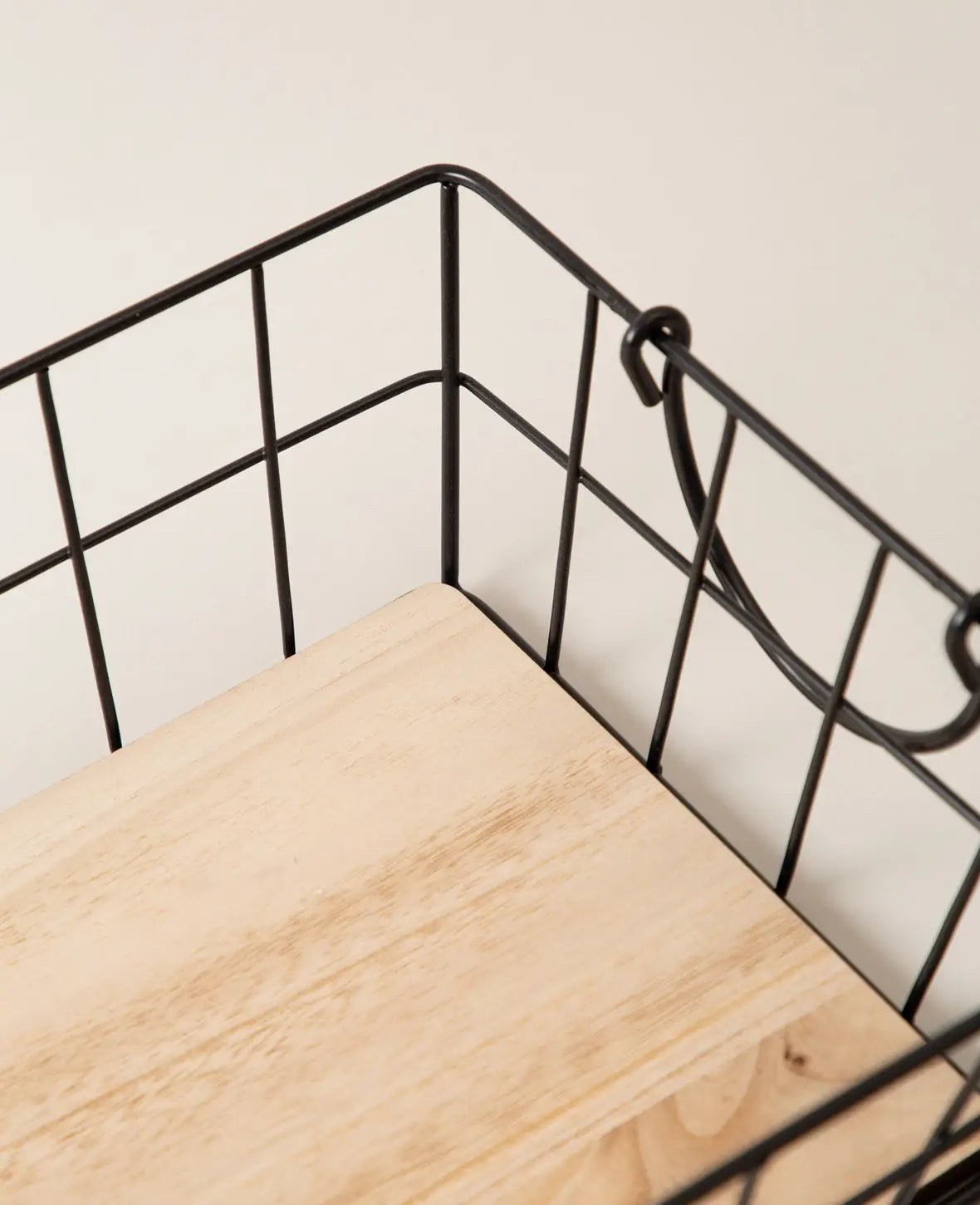 Stackable wire basket with handle and wooden base, matte black, 37x25x10cm