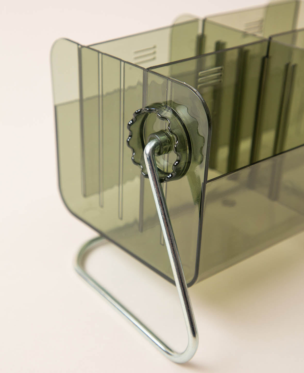 Verstellbarer Acryl Organizer im Retro Look, Grün