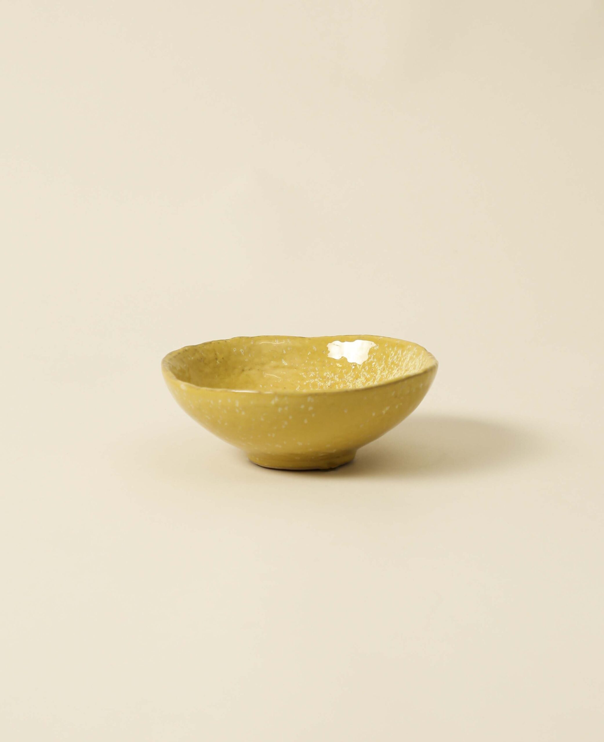 Plat en céramique, jaune, 15x5.5cm