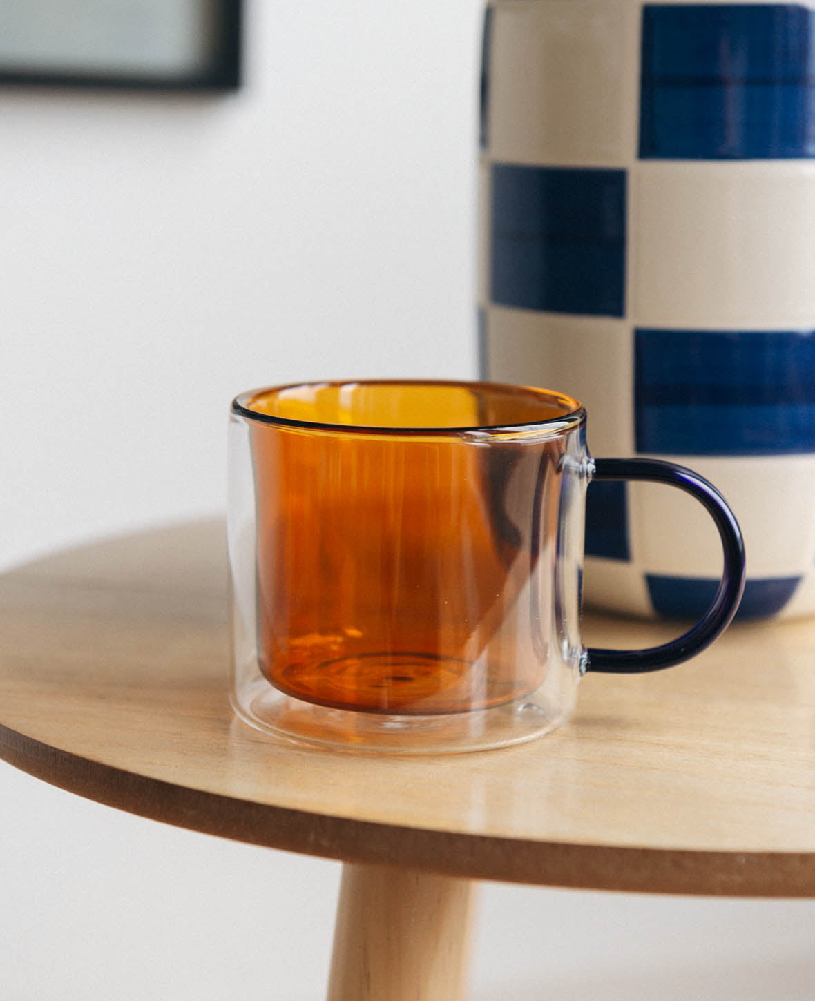 Teaglass Lenn, Amber