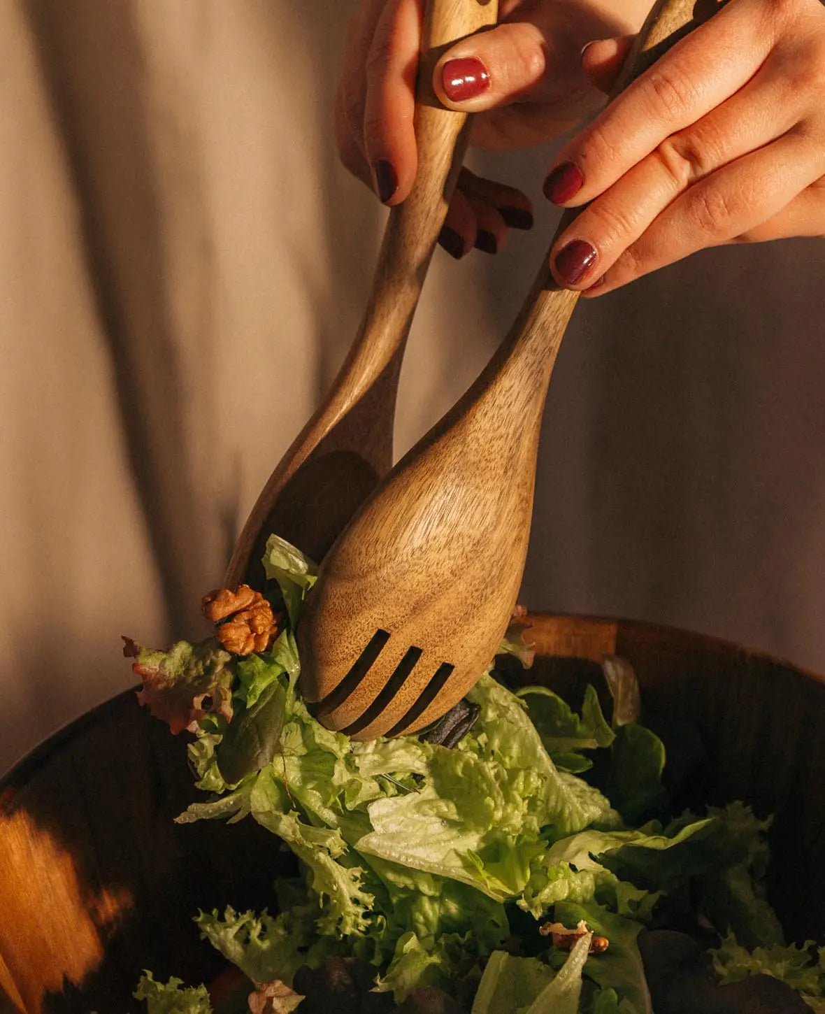 Couverts à salade en bois d'acacia