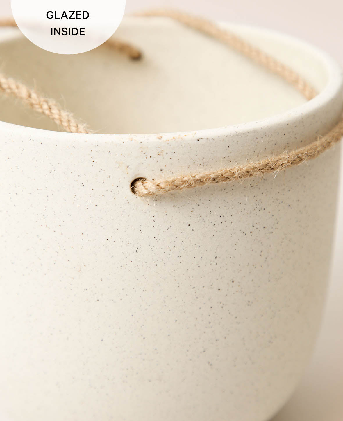 Keramik Hängetopf / Hängender Blumentopf mit rauher Struktur, Beige mit Sprenkel, Ø 18 cm