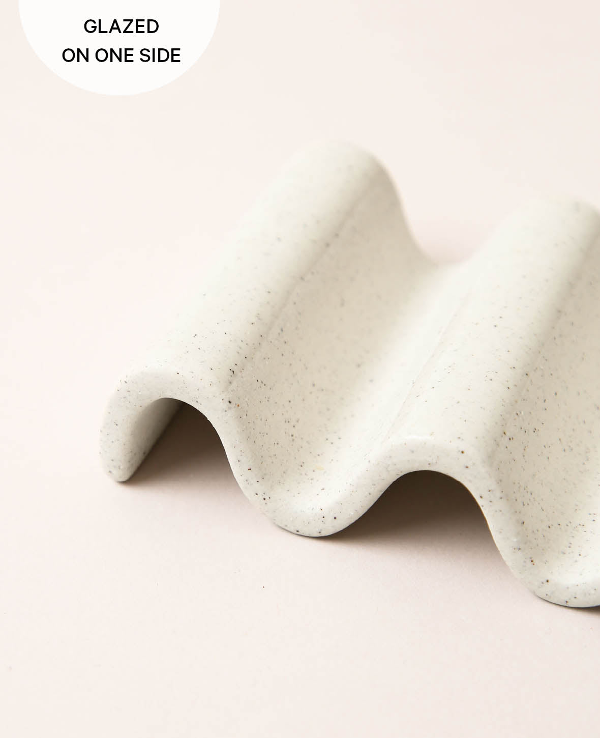 Ceramic soap dish, sand