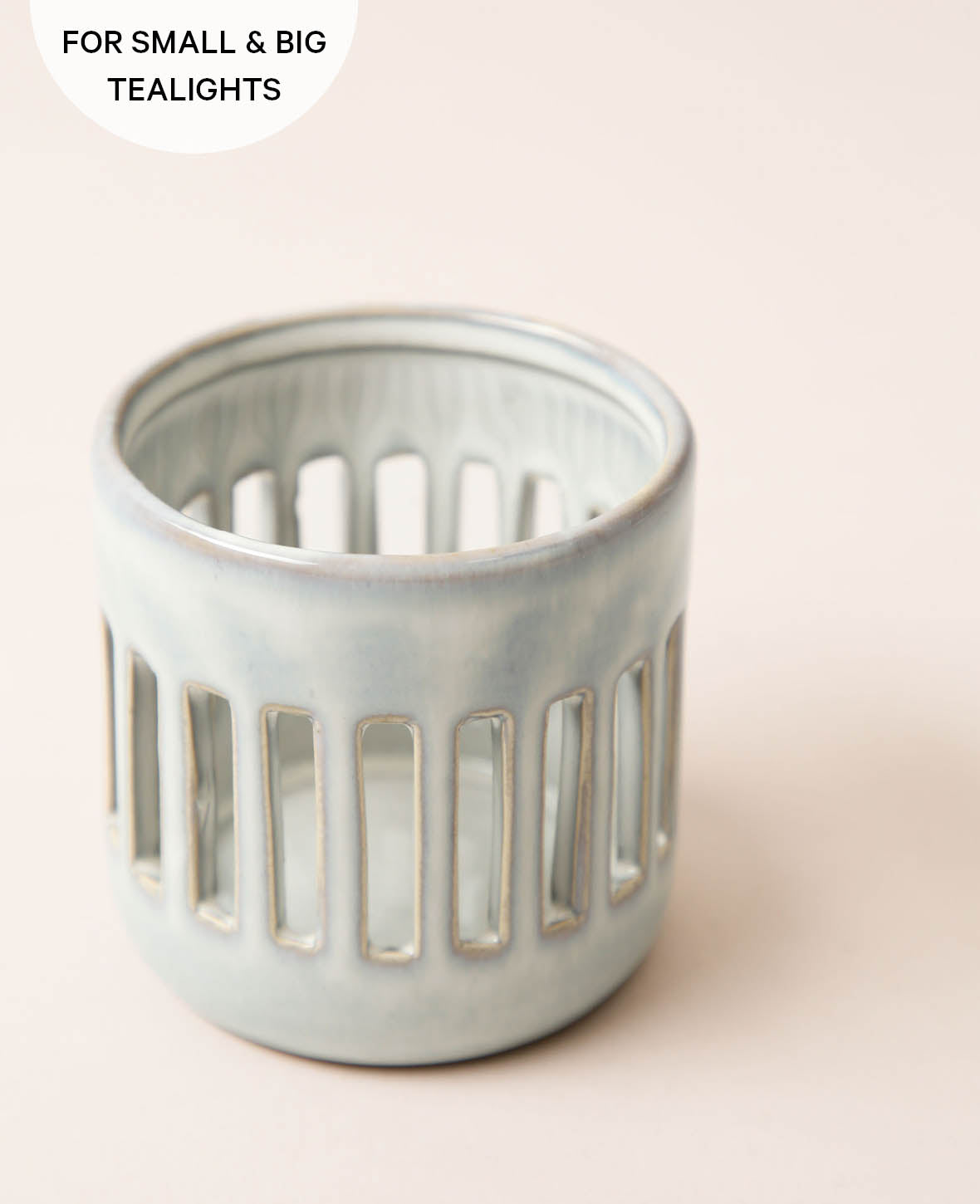 Keramik Teelichthalter mit Rillen, grau, Ø 7 x H 7 cm