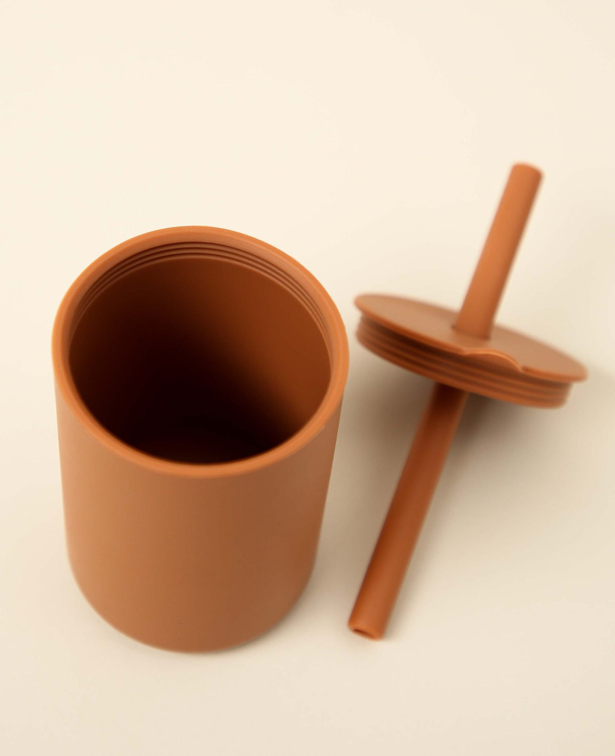 Silicone drinking cups, rust