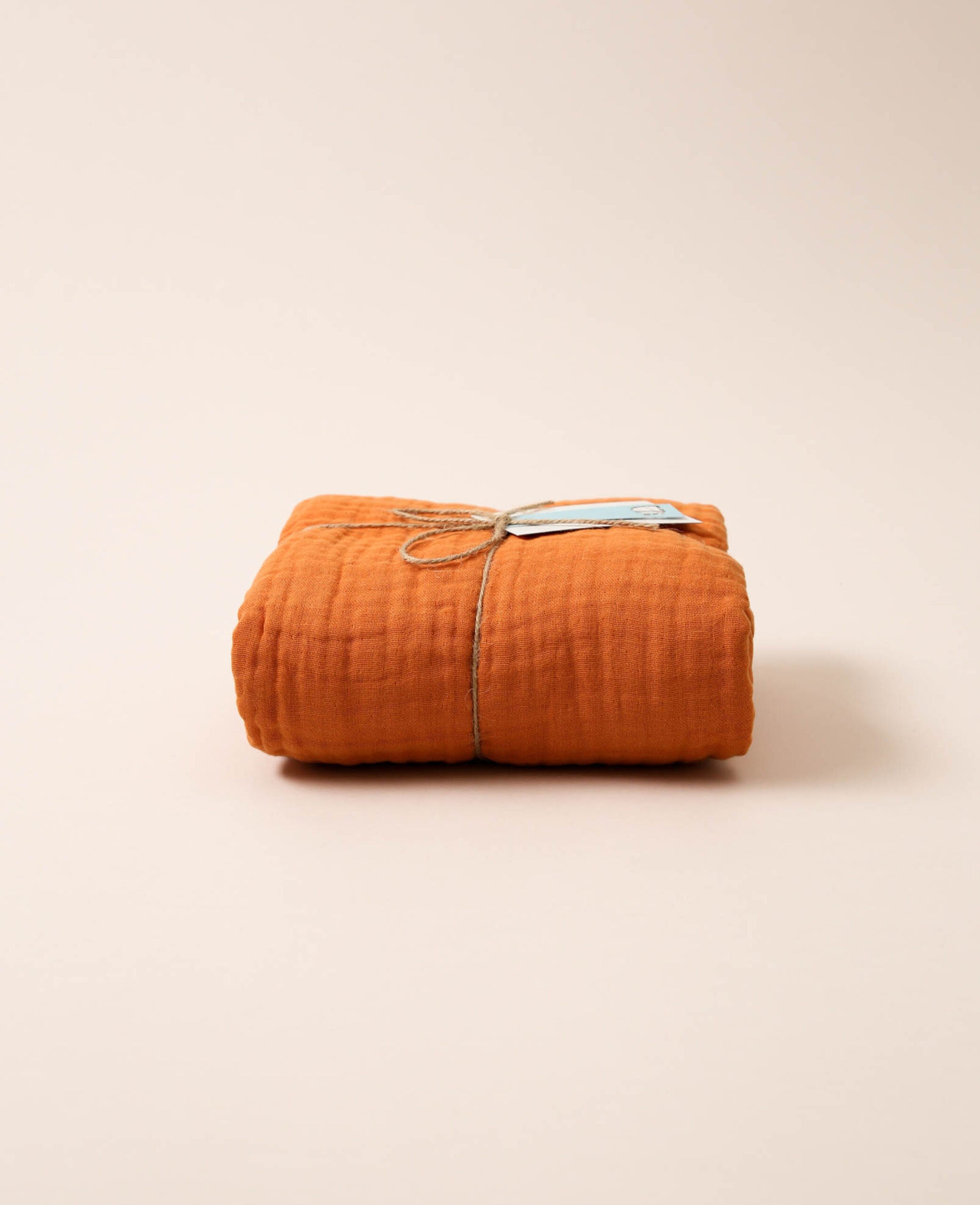 Poncho "Lilo" aus 100% Bio Baumwolle-Musselin in Orange für Kinder im Alter von 5-6 Jahren