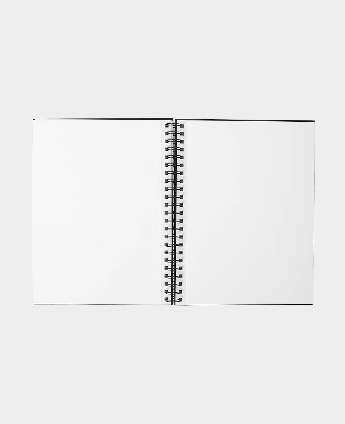 Sketch Book, A4, mit weissen Blättern, Schwarz, 80 Blatt