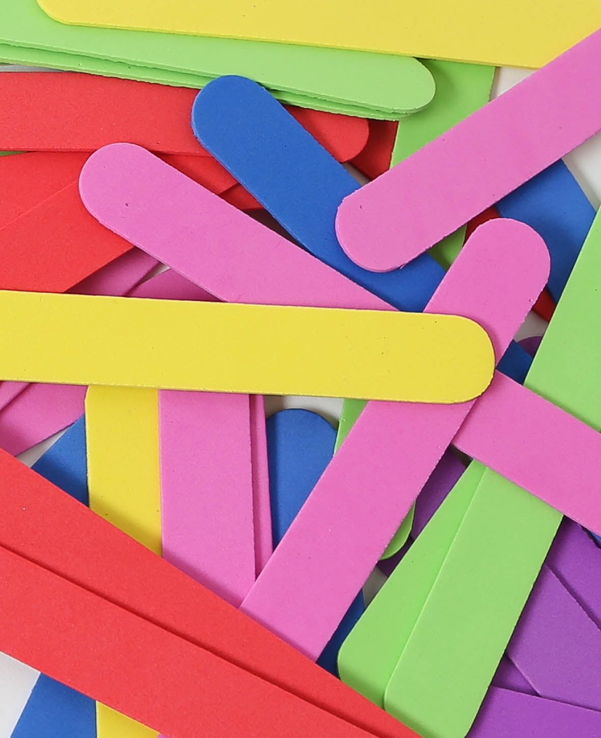 Sticks en mousse autocollants, 15,5 x 2 cm, 126 pc.