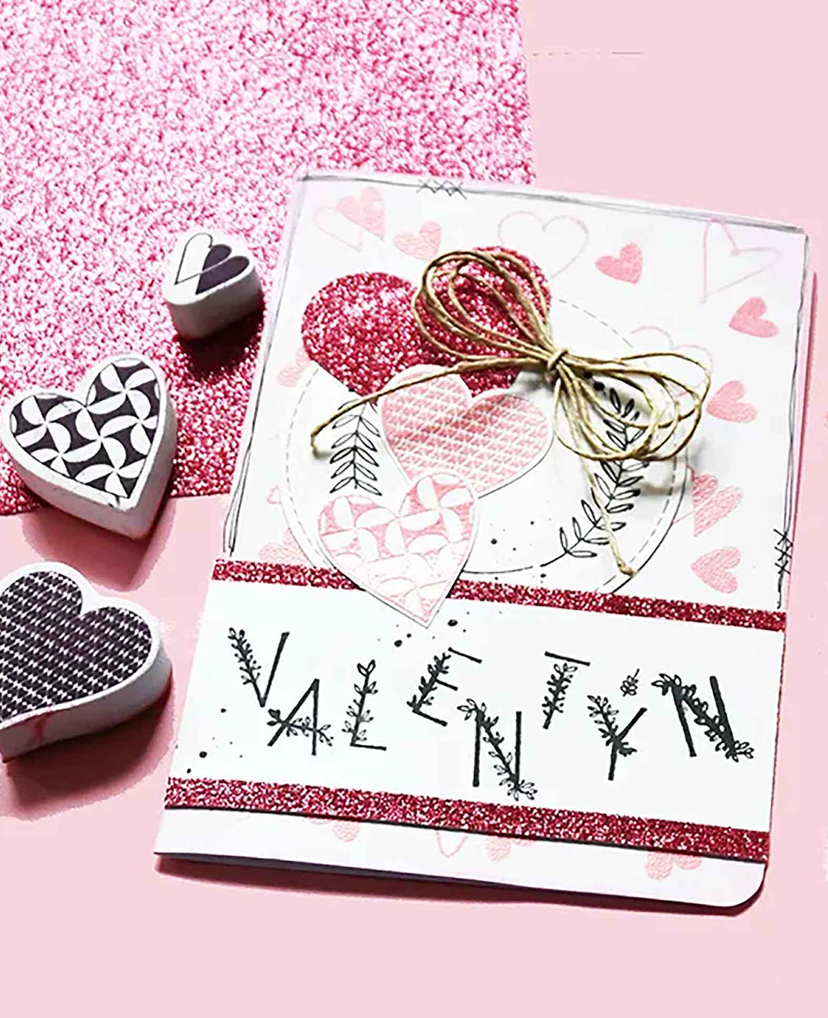 Set de tampons cœurs, avec encreur, env. 3.5 x 5 cm, 35 pièces.