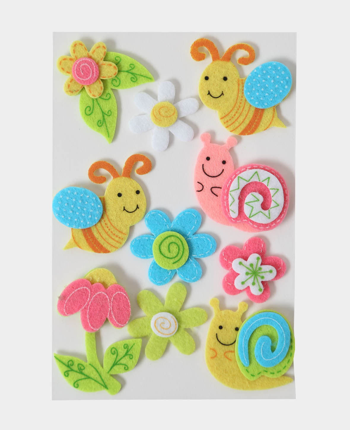 Felt Sticker Bee, ø 3 - 5 cm, 10 pcs.
