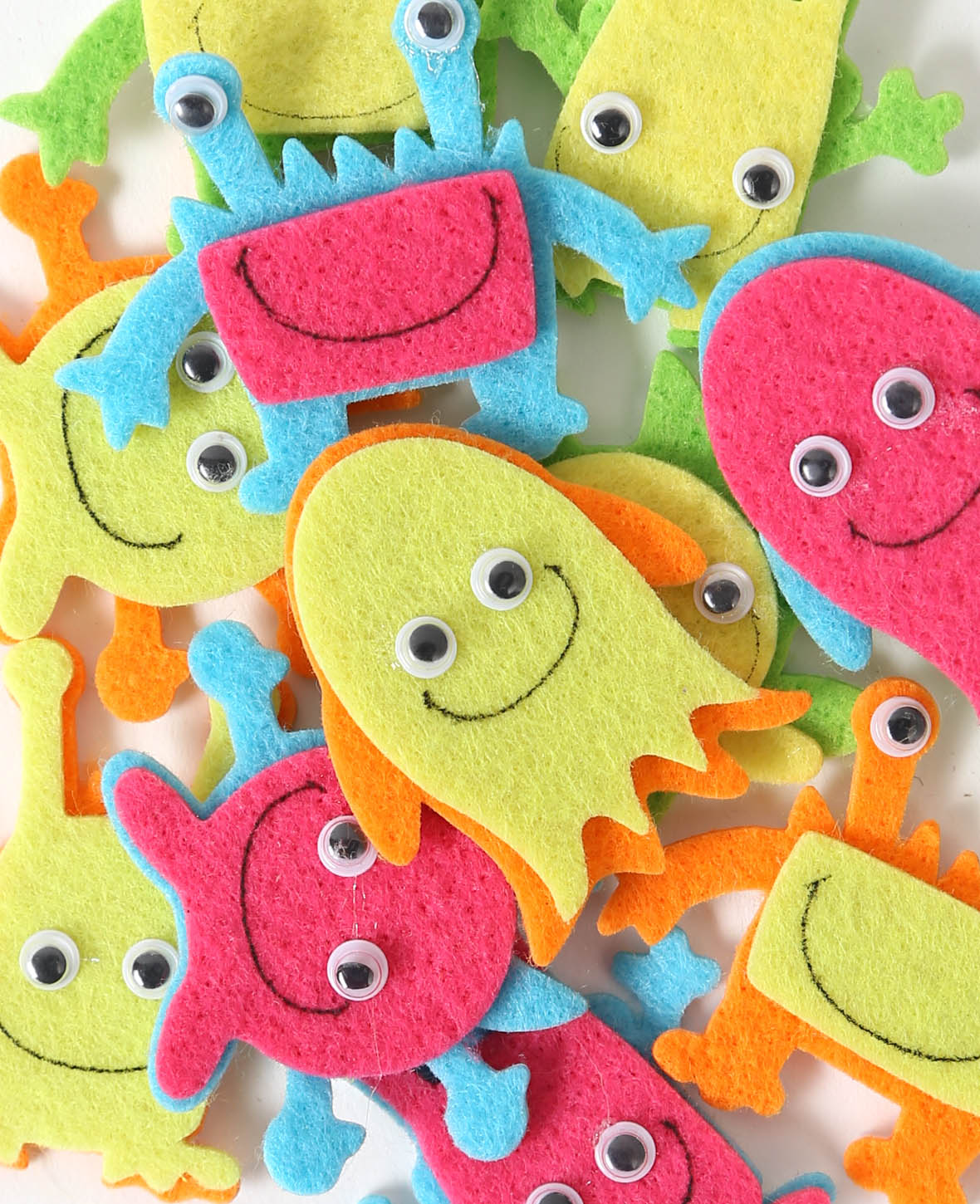 Felt Sticker Faces, ø 3 - 5.5 cm, 12 pcs.