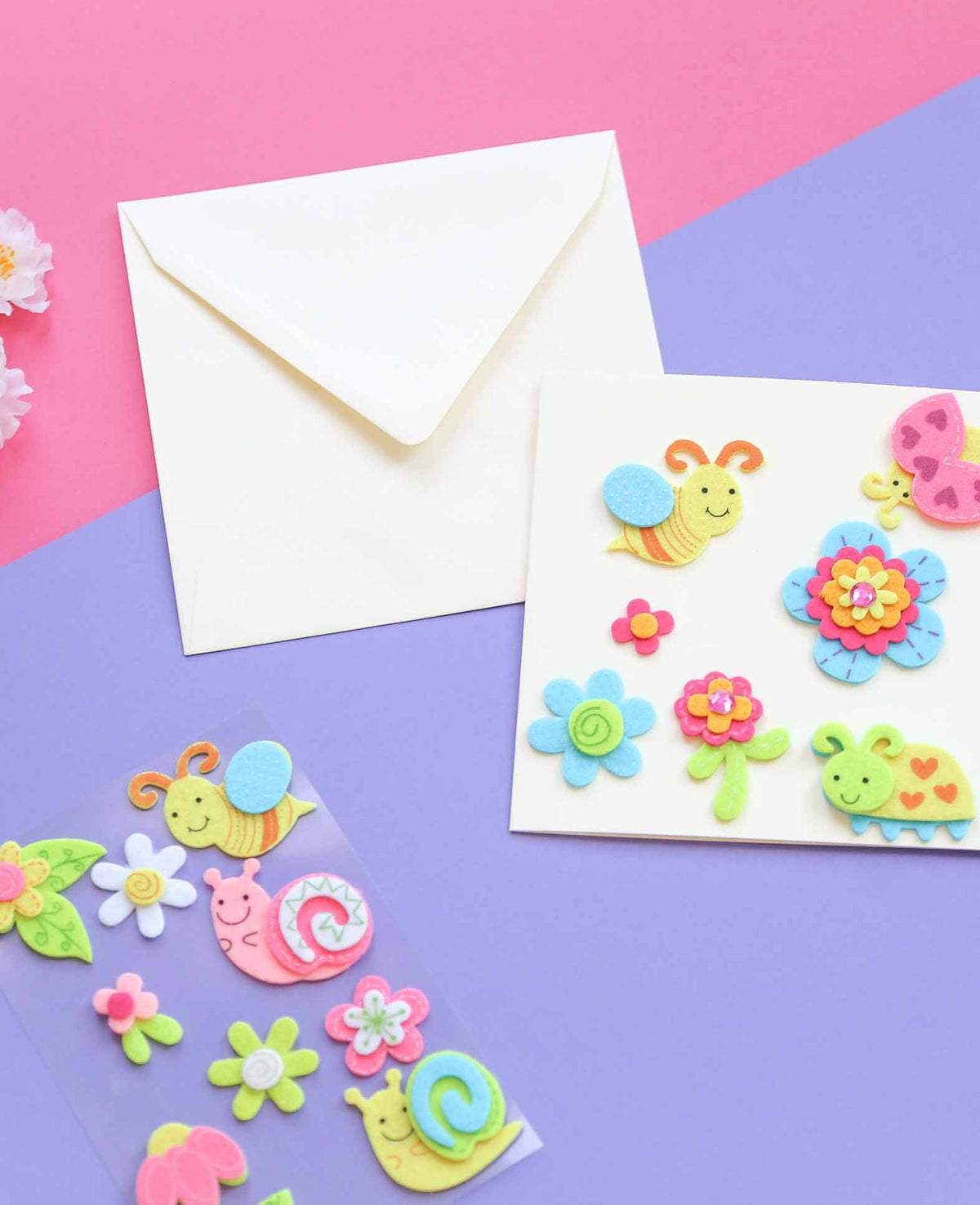 Felt Stickers Butterfly, ø 2 - 5.5 cm, 11 pcs.