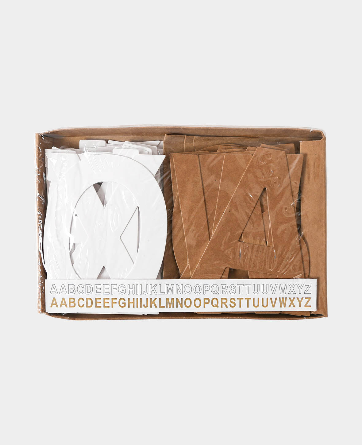Pappbuchstaben, 2 x 32 Stk.