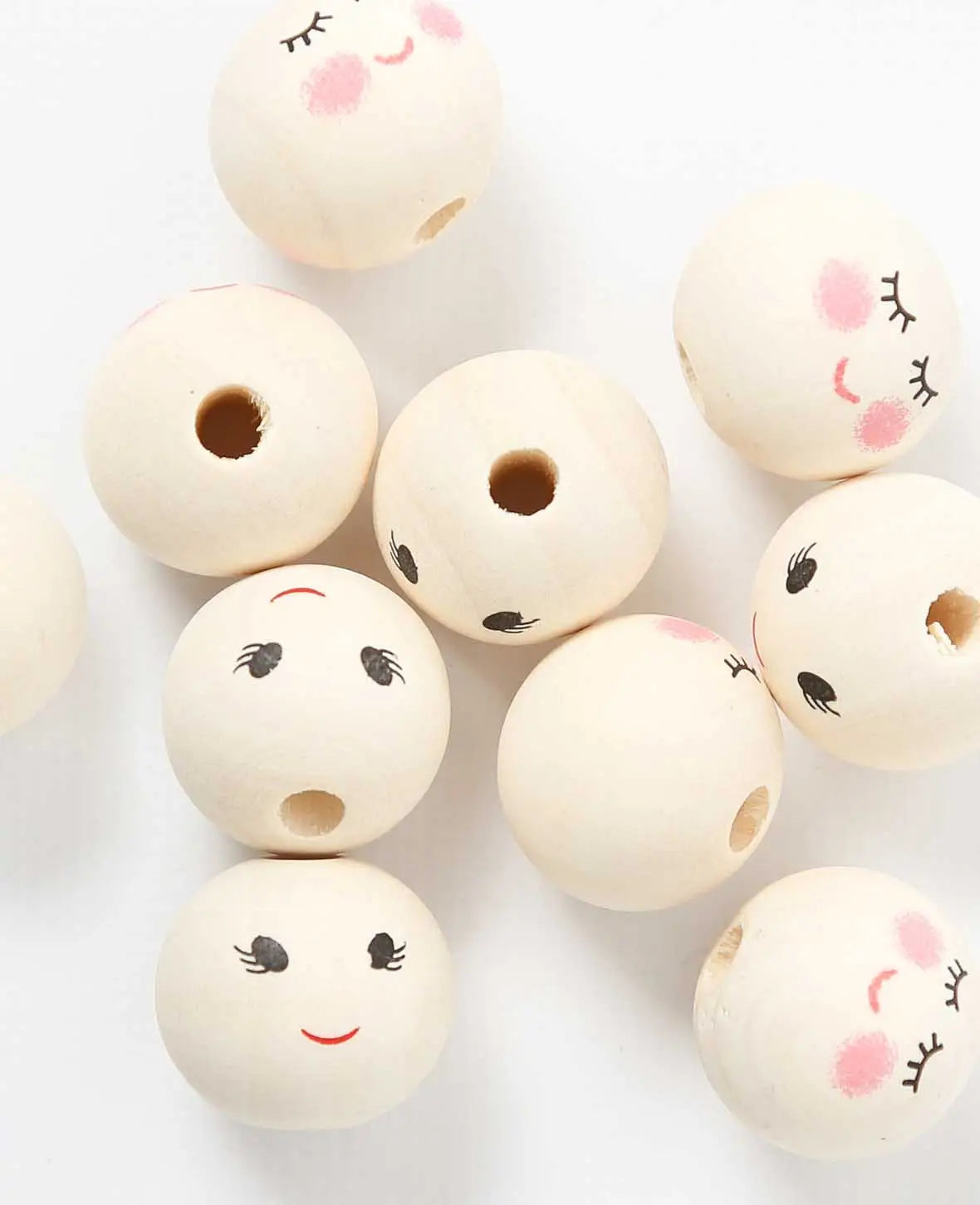 Wooden beads with dreaming face, Ø 20 mm, natural, 2 x 5 pcs.