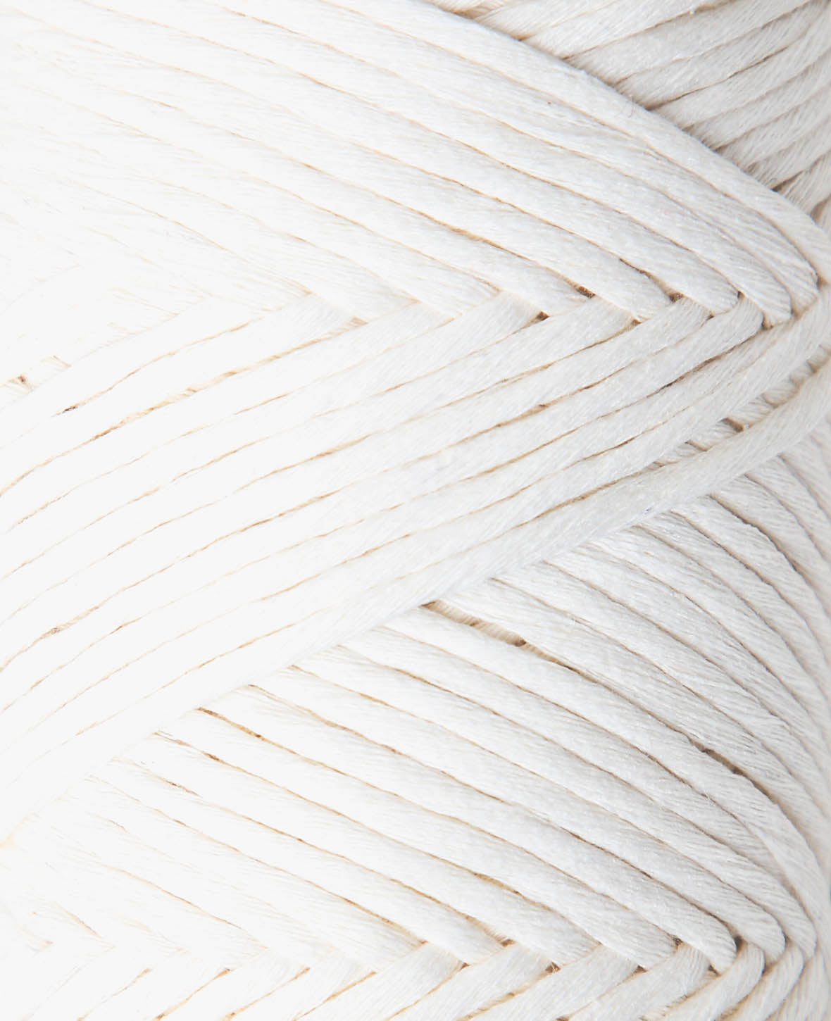 Carina cream, Lalana Garn für Häkeln, Stricken, Weben & Makramee Projekte, Cremefarben, 3 mm x ca. 120 m, ca. 200 g