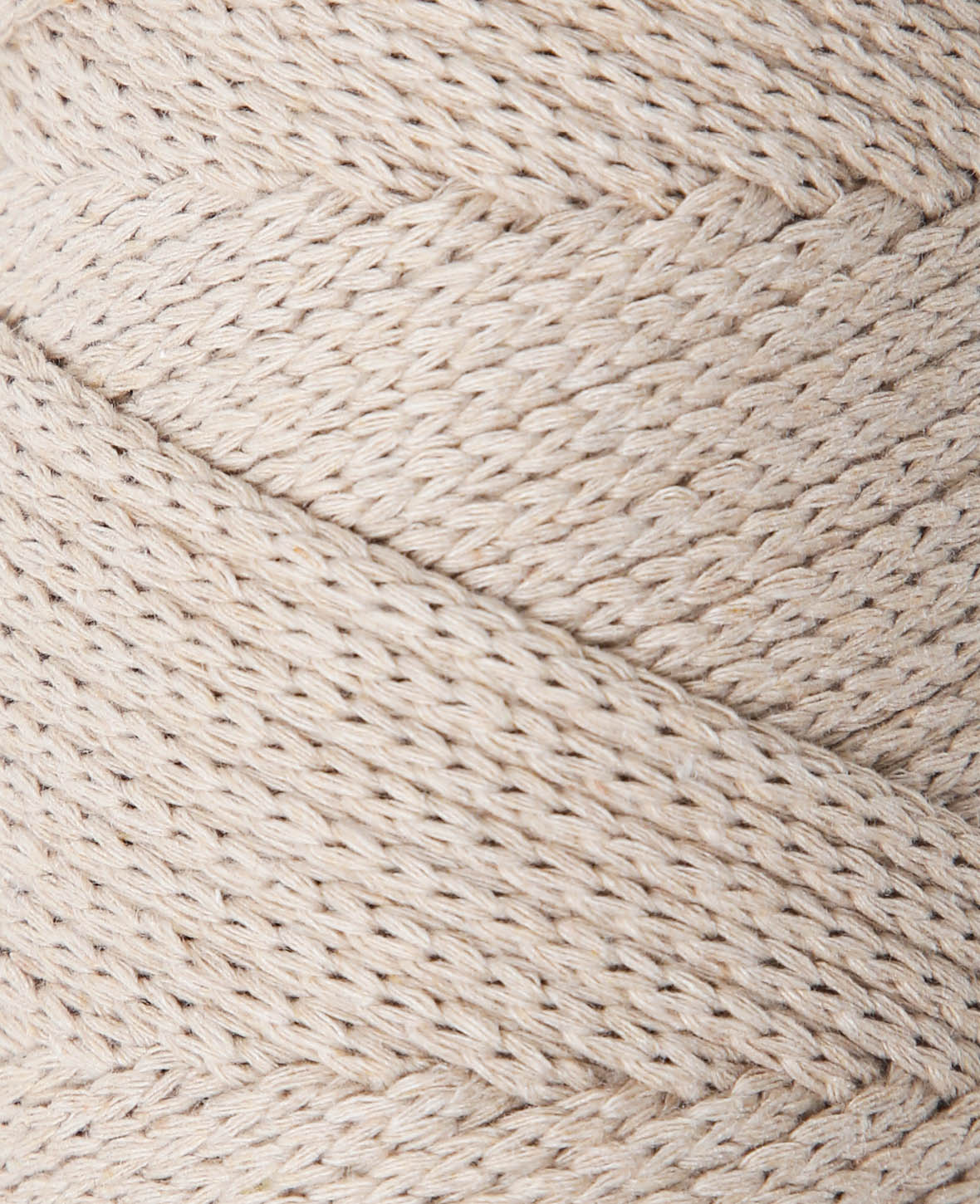 XXlace beige, Lalana Kettengarn zum Häkeln, Stricken, Knüpfen & Makramee Projekte, Beige, ca. 3 mm x 70 m, ca. 200 g