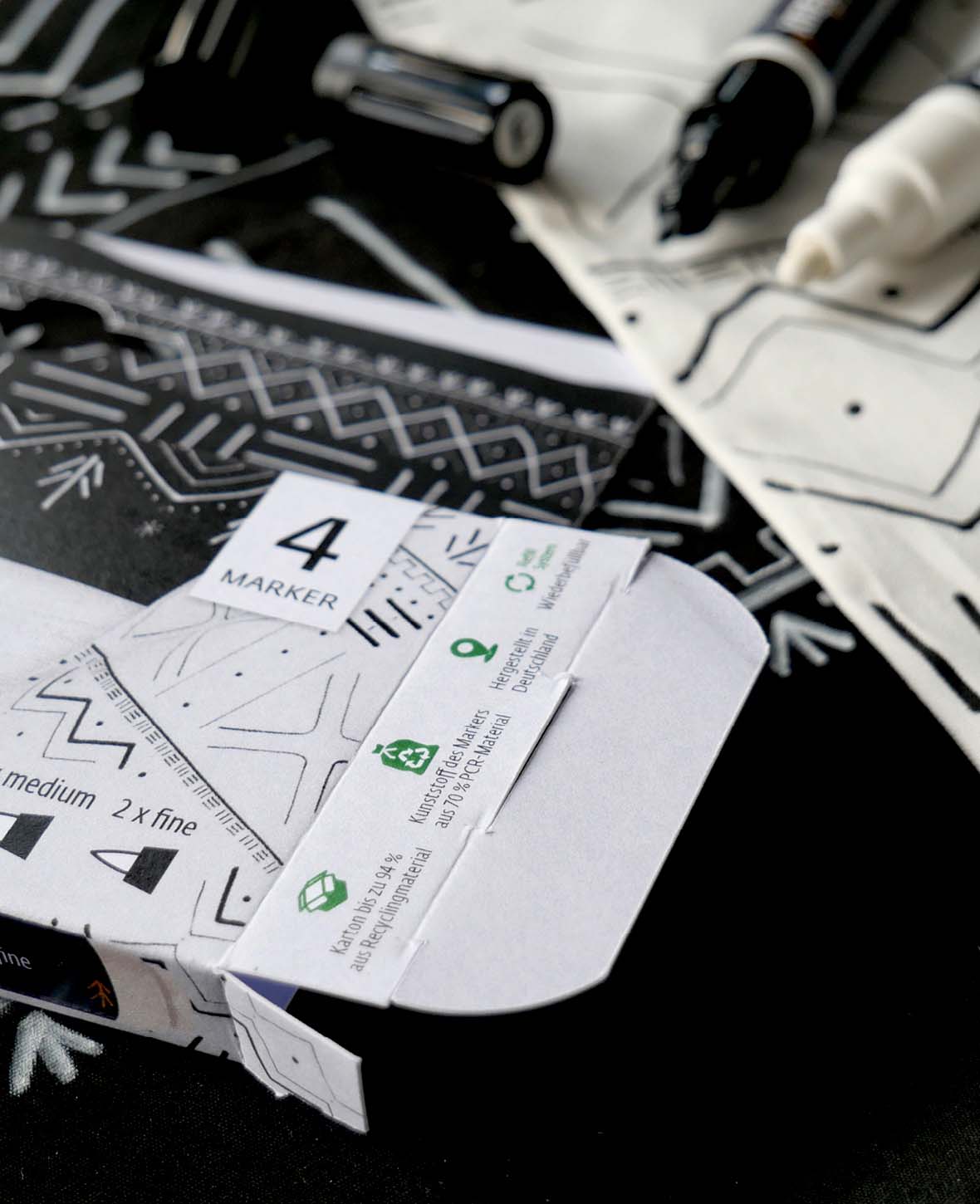 Textil Marker Opak 4er Set Black & White