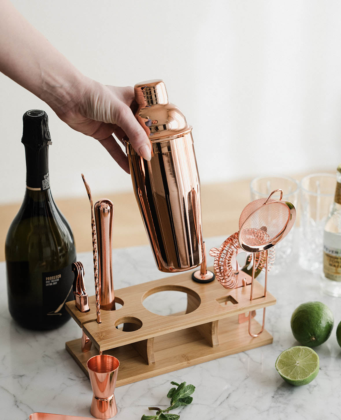 (11-piece set) 0.55L Stainless Steel Cocktail Mixer Bar Shaker Kit - Rose Gold