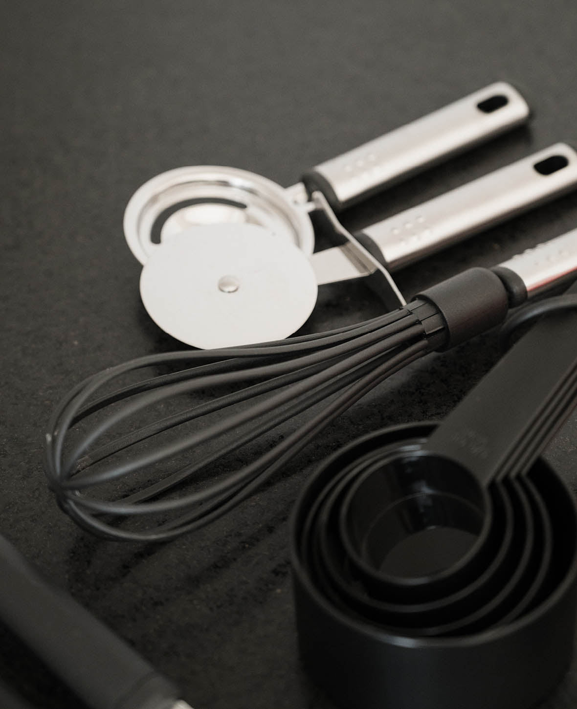 (42-piece set) Kitchen Utensils Cookware Starter Kit Accessories