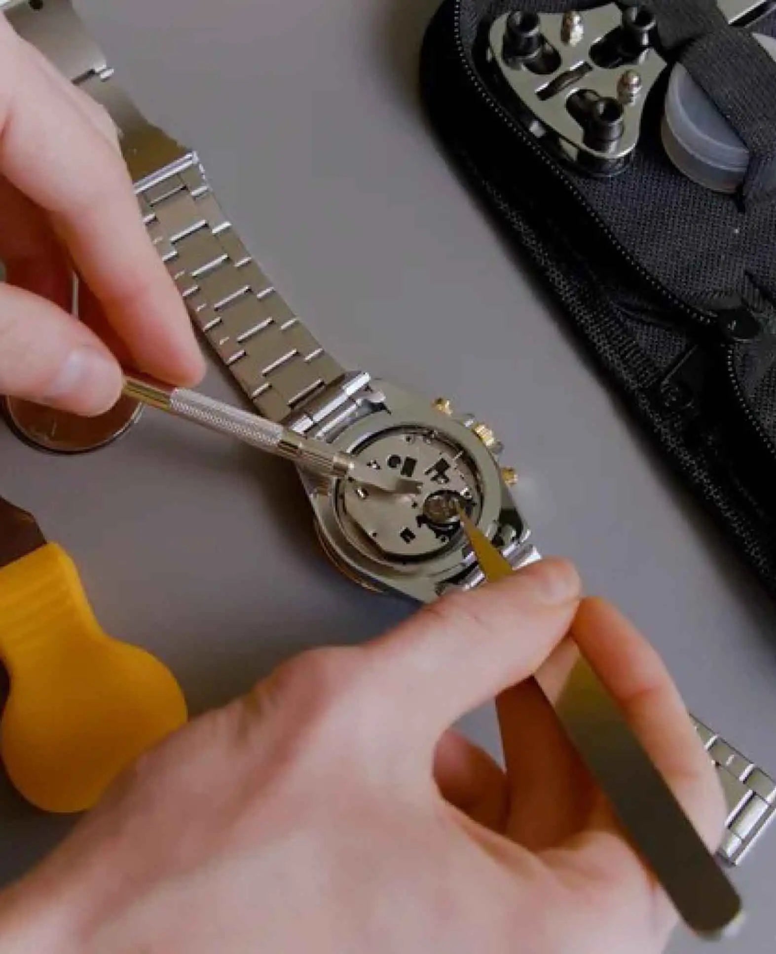 (13-tlg. Set) Universal Uhrenwerkzeug Set für Uhrenreparatur mit Pinze