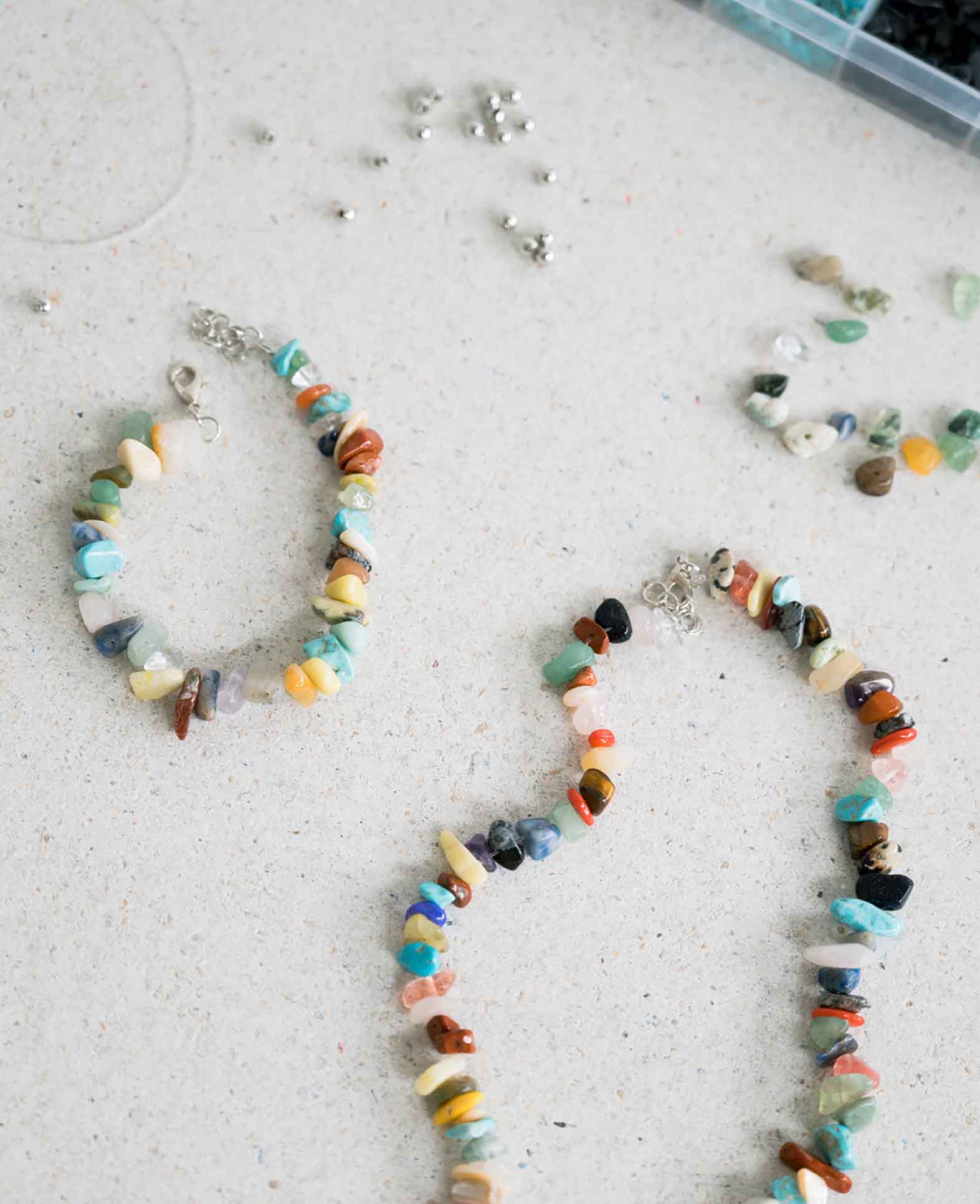 Naturstein Schmuck Herstellungs Kit, DIY Zubehör, Bunt, 380-tlg.