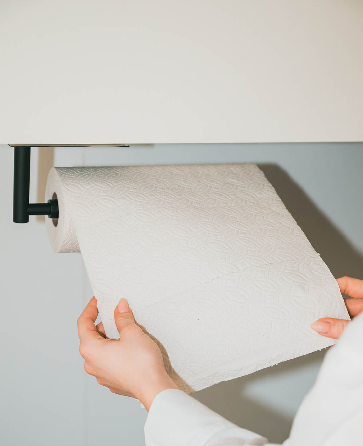 (30cm) Self-Adhesive Kitchen Roll Holder Household Paper Stand