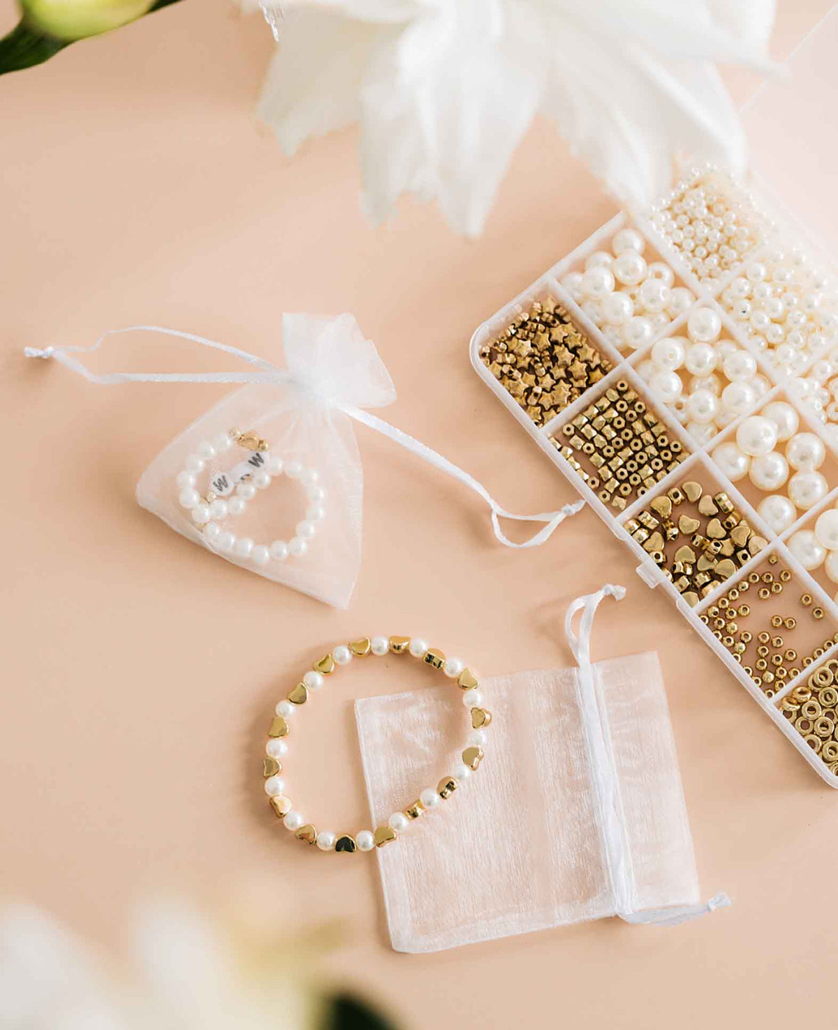 (720tlg.) Perlen DIY Schmuck Bastelset – Gold/Weiss