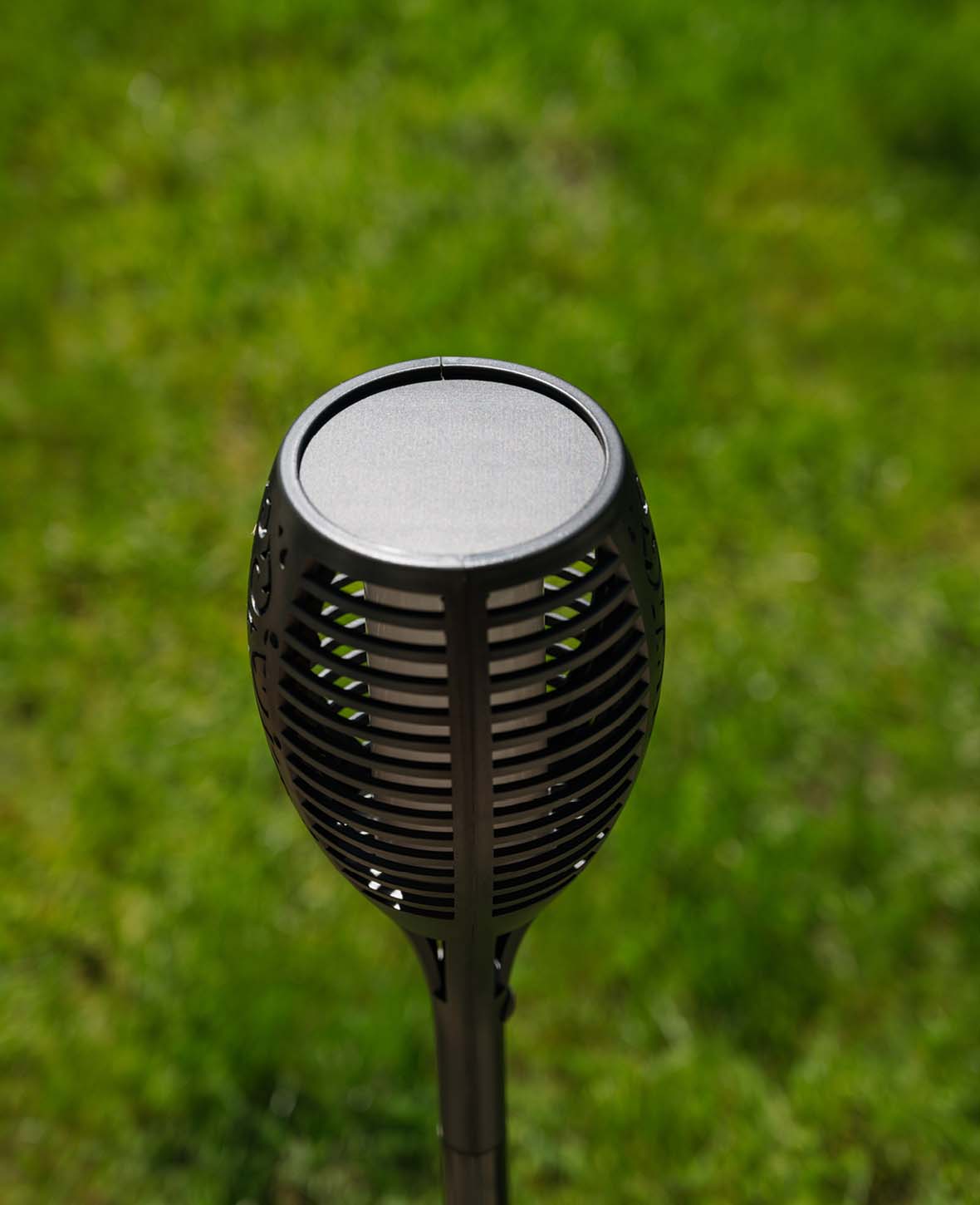 (Lot de 2) Lampes solaires LED vacillantes Torches de jardin extérieures IP65 - Chaud