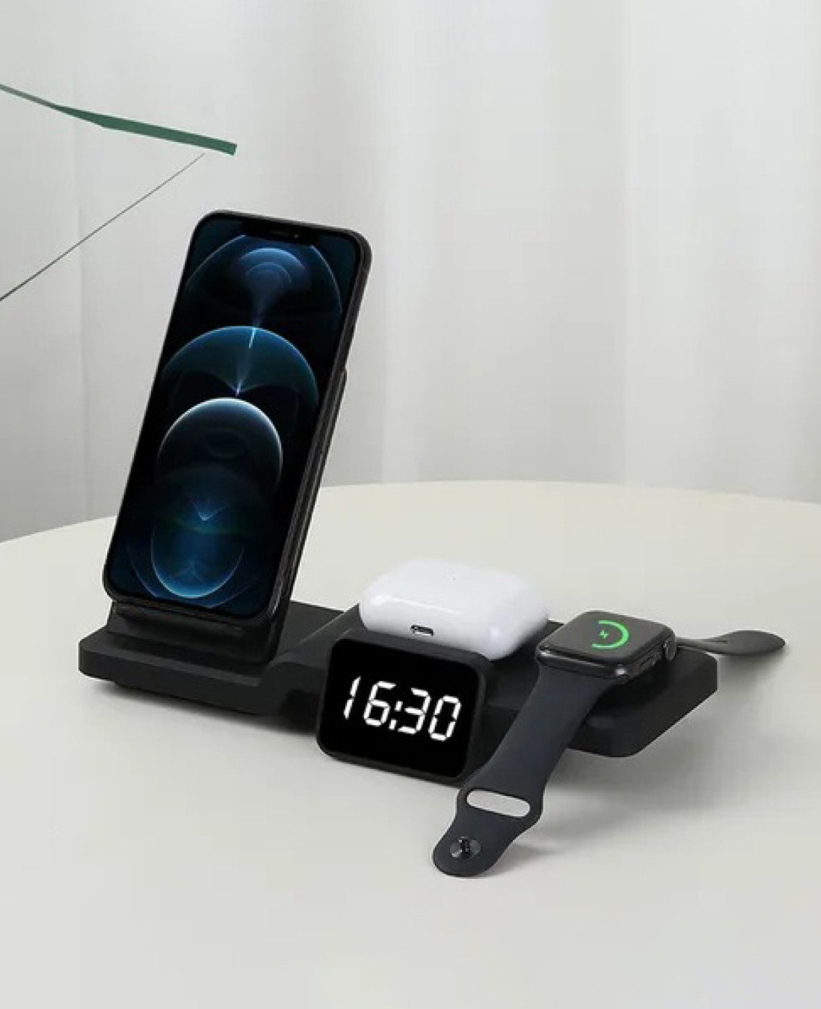 4-in-1 (15W) Apple Watch / Smartphone / AirPods Qi Fast Charging Charger