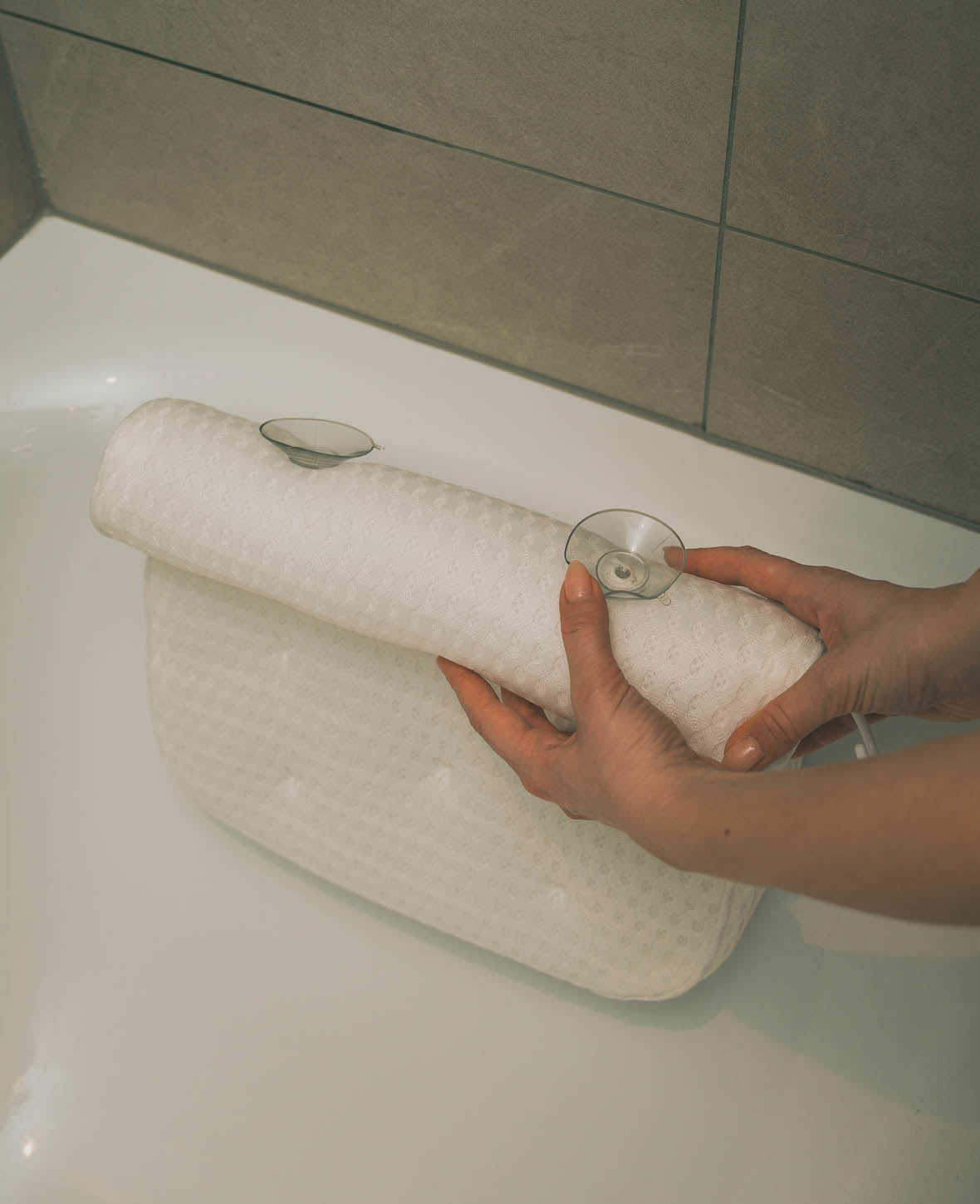 Badewannen Nackenkissen mit AirMesh Technologie, Weiss