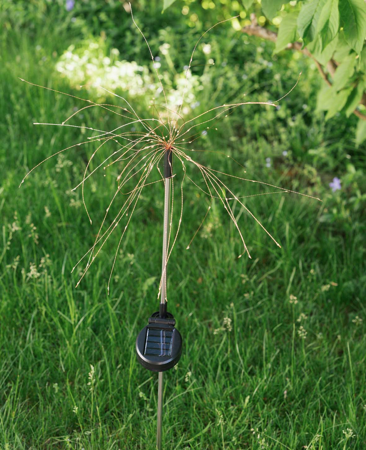 Outdoor LED Solar Gartenleuchte mit Erdspies - Warmweiss