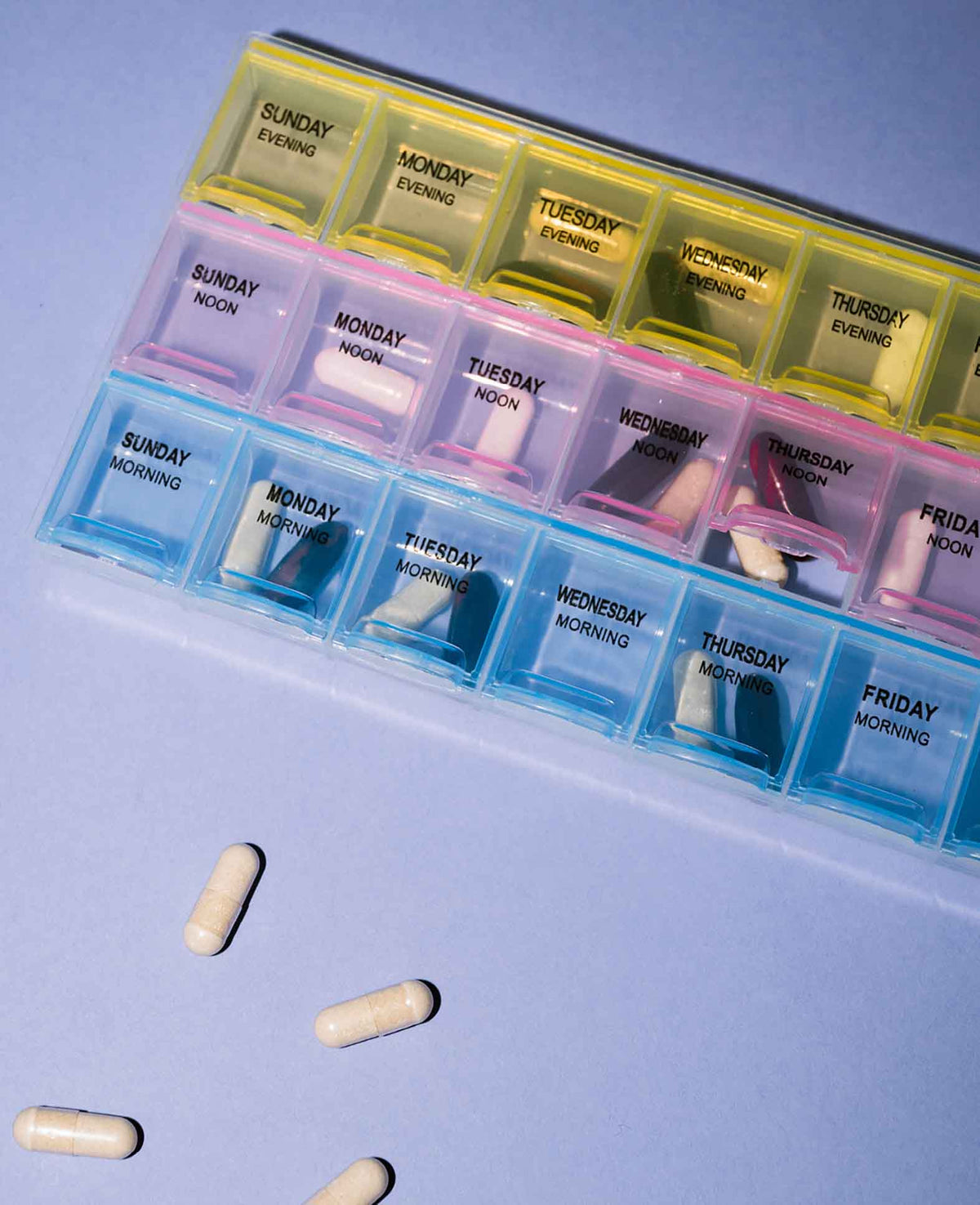 (215x122mm) Medicine Dispenser 7 Day Pill Box