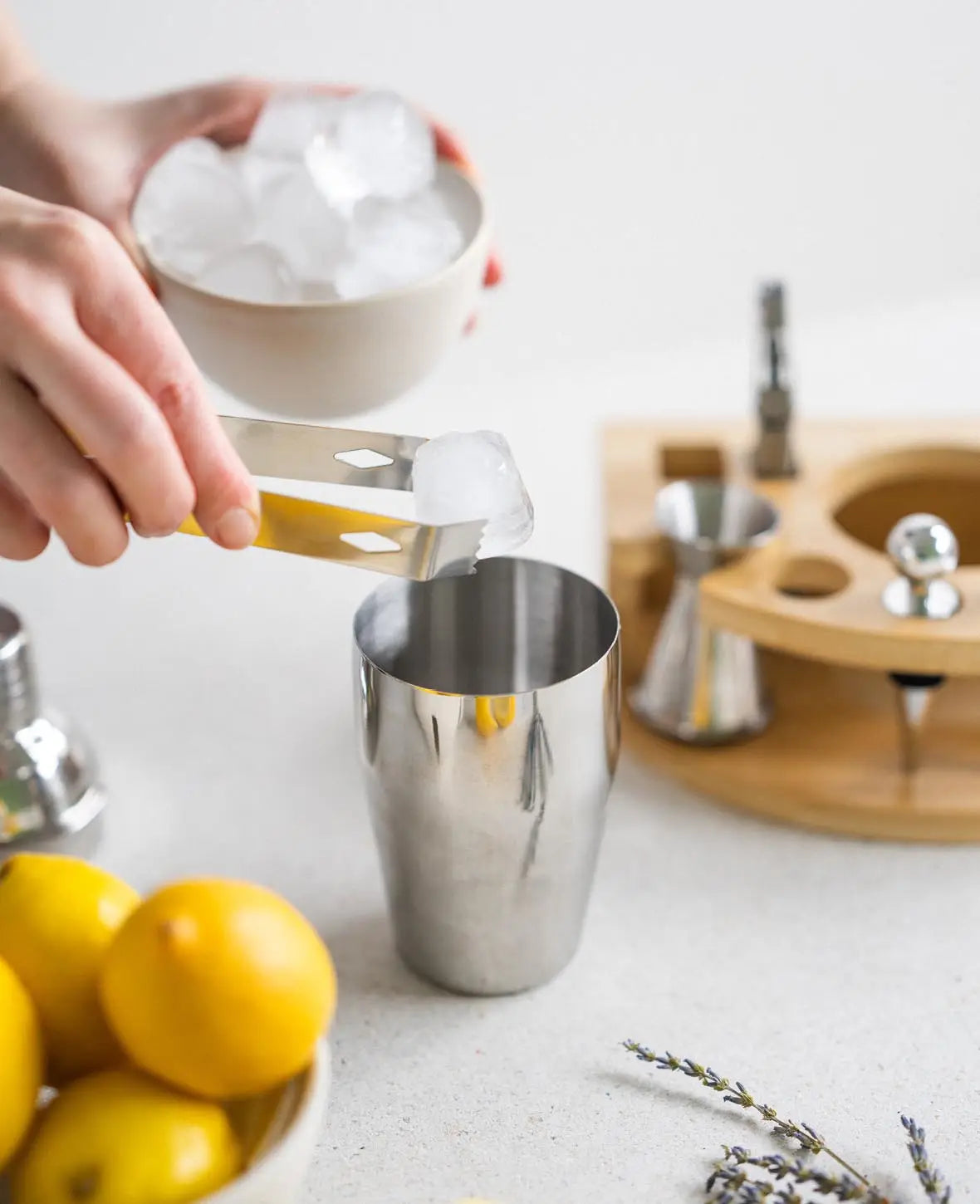 (Set de 12 pièces) Kit de Shaker à Cocktail en Acier Inoxydable 350 ml avec Bambou