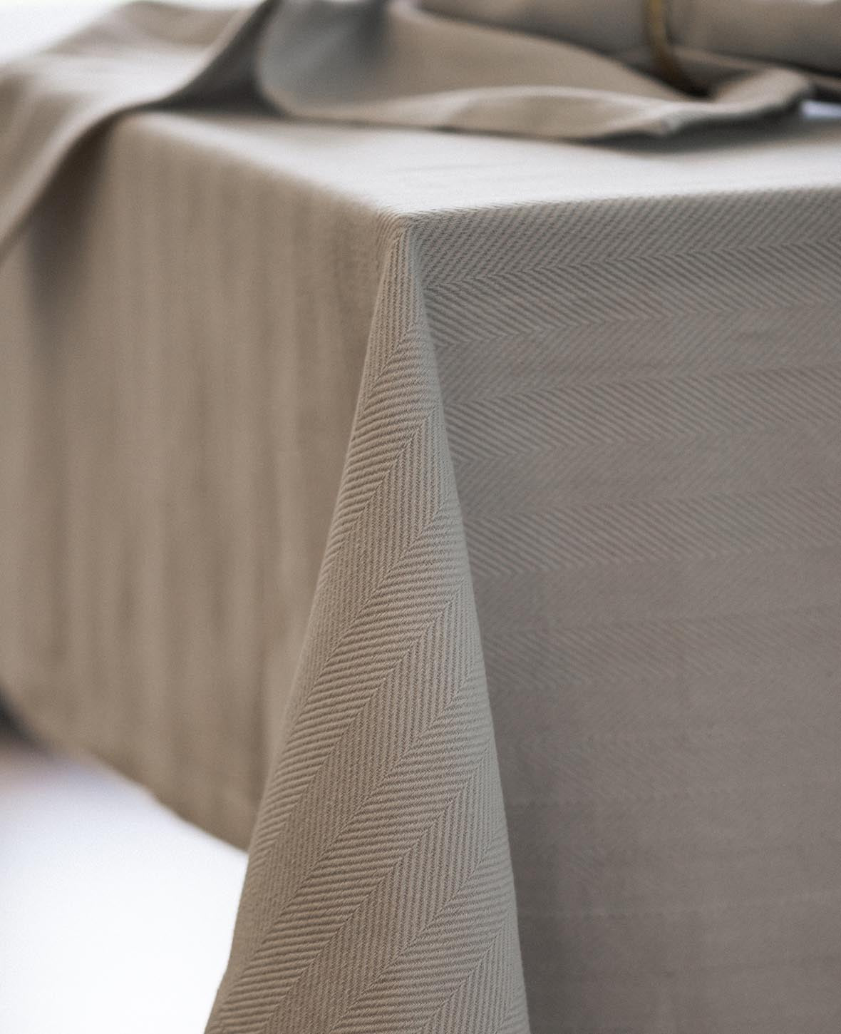 Nappe, grise, 150x240cm