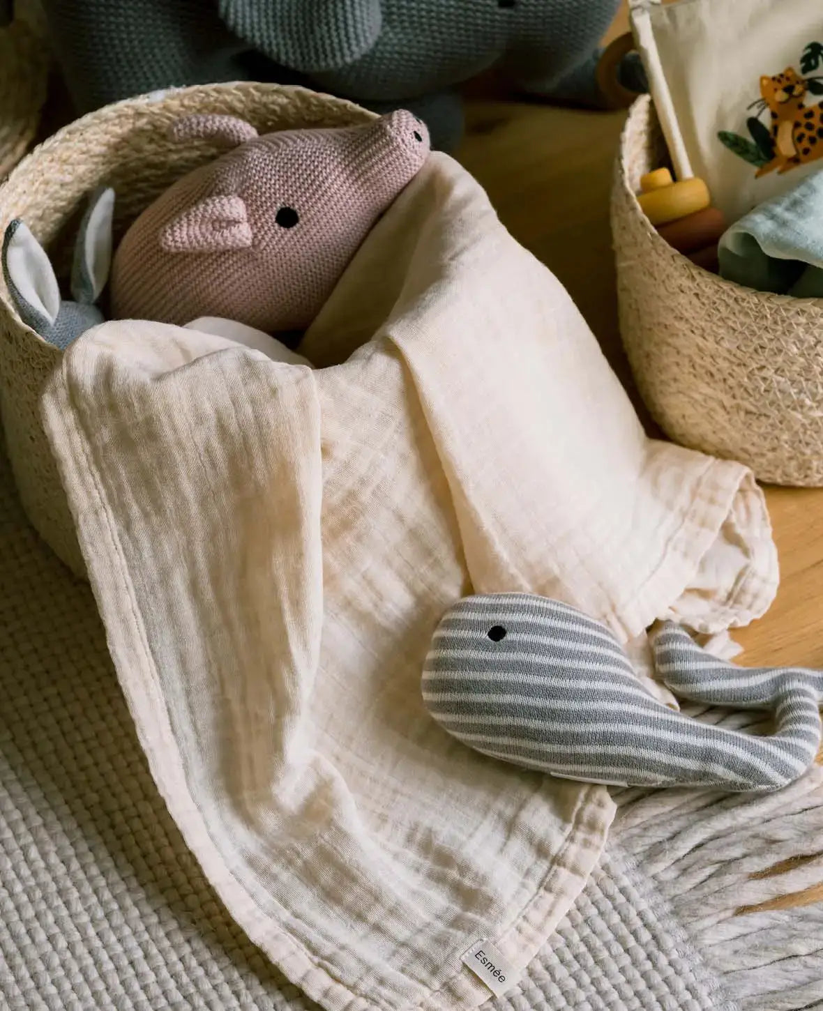 Knitted Whale
