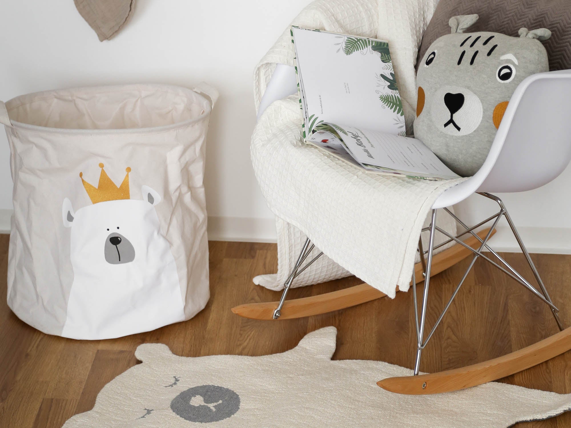 Kleiner Kinderteppich Bär, 68 x 91 cm