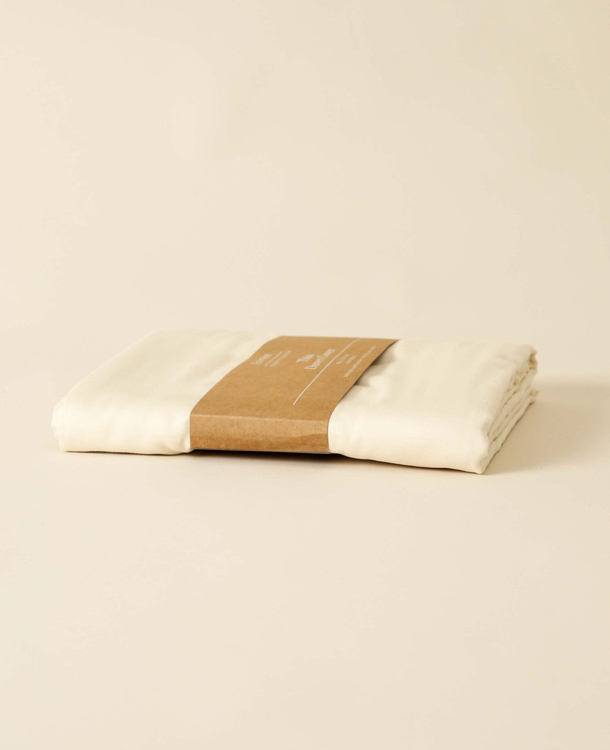 "Thia Oatmeal" Bettbezug / Duvetbezug aus Cremefarbenem Bio Baumwoll-Satin, 160 x 210 cm