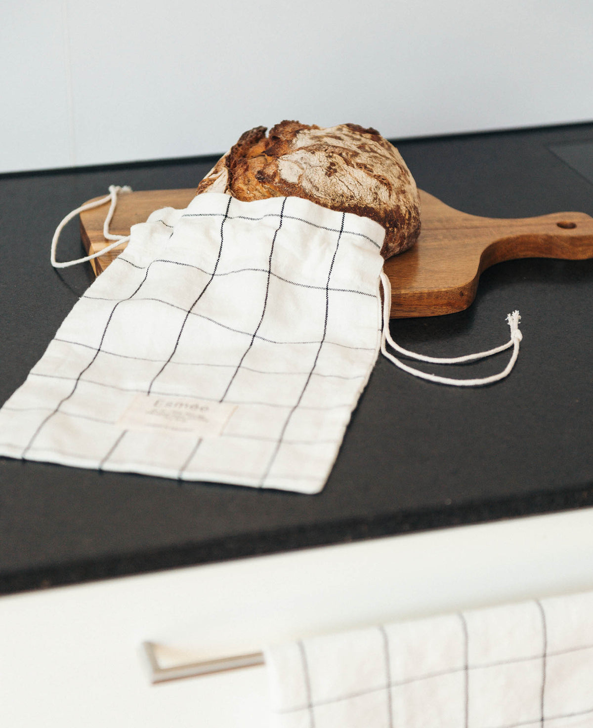 Beutel / Tasche "Milou" aus weissem, kariertem Baumwoll-Leinenmix, 20 cm x 28 cm, als Brotsack, Gemüsetasche oder für Wäsche und Schuhe beim Reisen