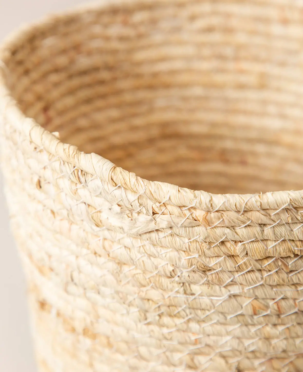 Basket, light, D26x24cm
