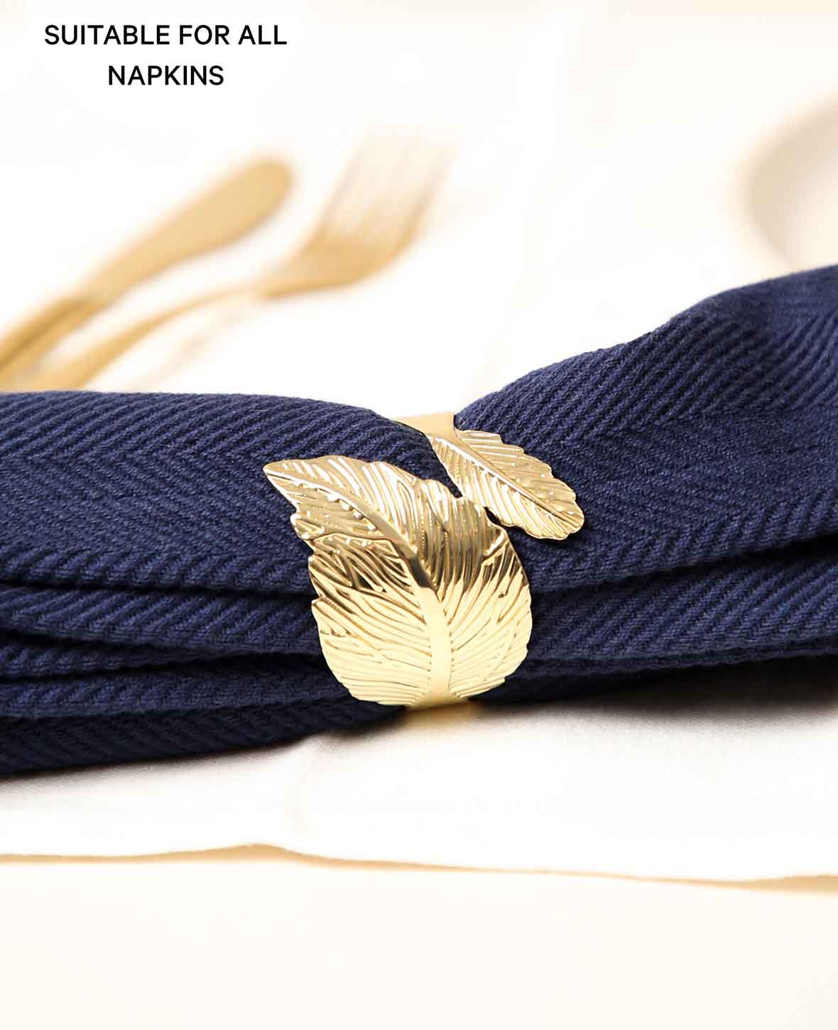 Eleganter Serviettenring in Feder / Blattform aus Metall für Stoffservietten, Ø 4.5 cm, Gold