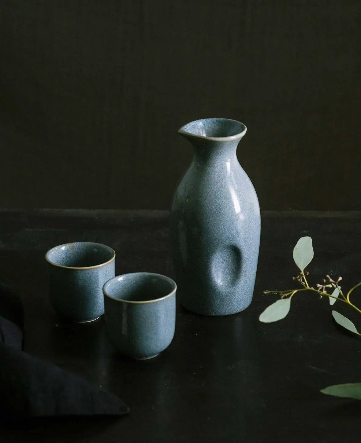 Sake set, 300 ml carafe, 4 cups 50 ml