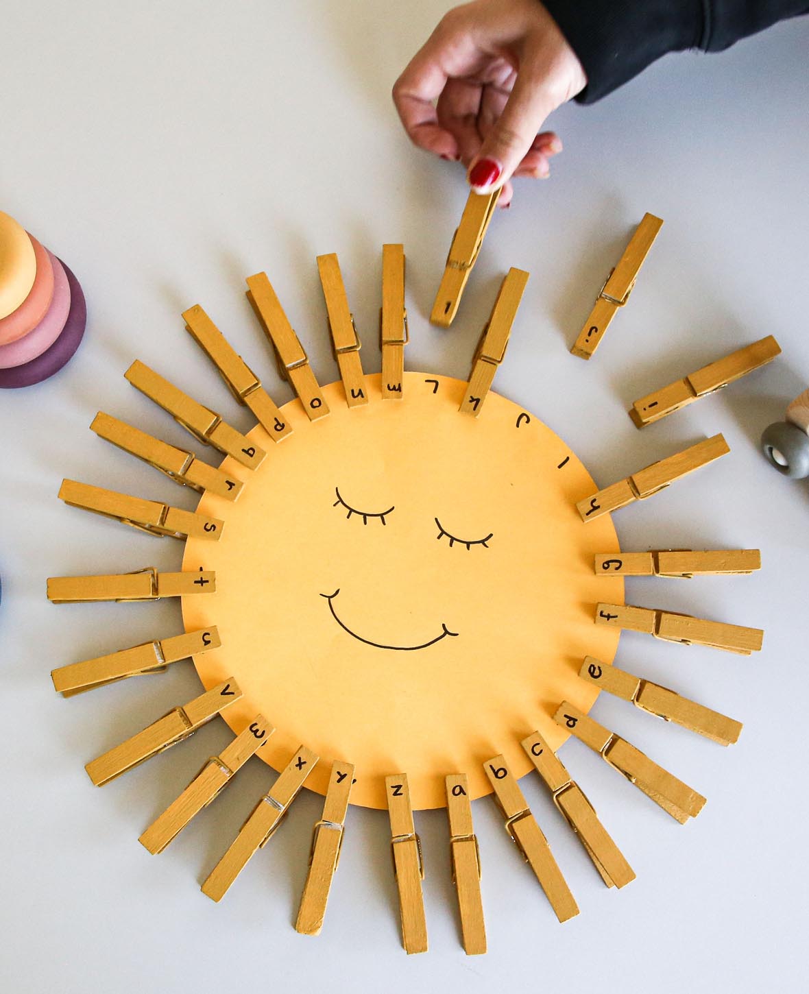 Wooden pegs 30 x 4 mm, 100 pcs.
