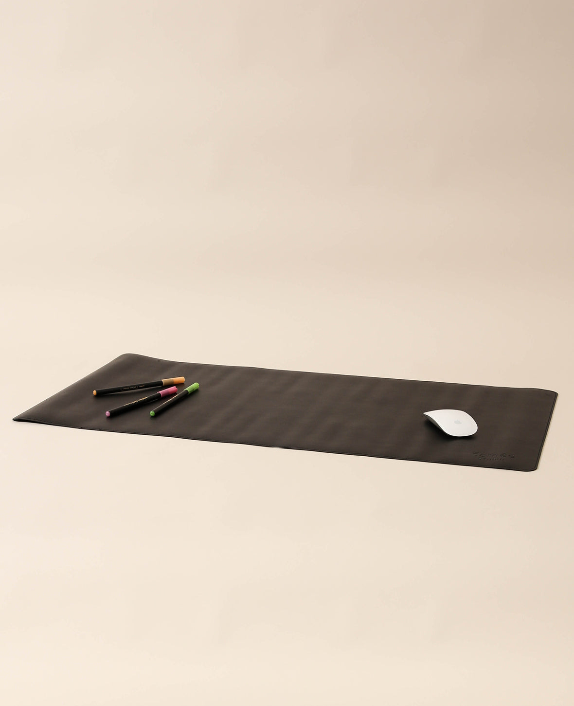 Schreibtischmatte aus veganem Leder in Schwarz, mit rutschfester Unterseite, 80 x 40 cm