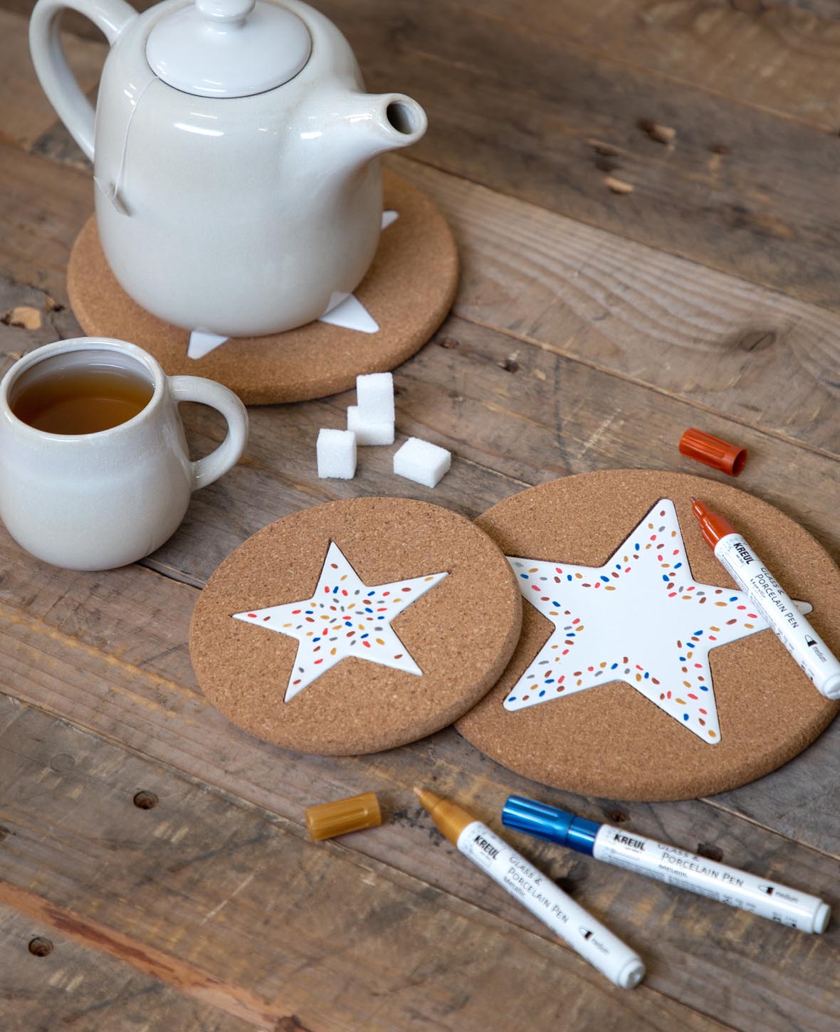 Cork Coasters, Brown & White, ø 15 cm