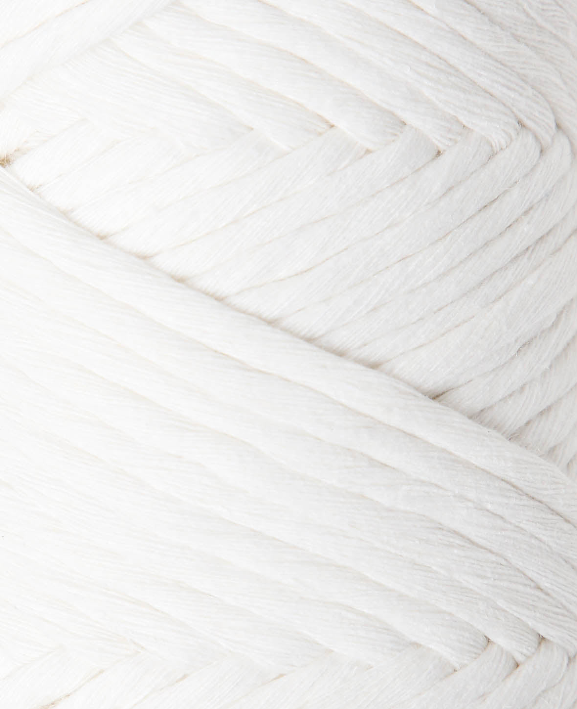 Spessa cream, Lalana Makrameegarn, Cremefarbe, ca. 5 mm x 60 m, ca. 250 g