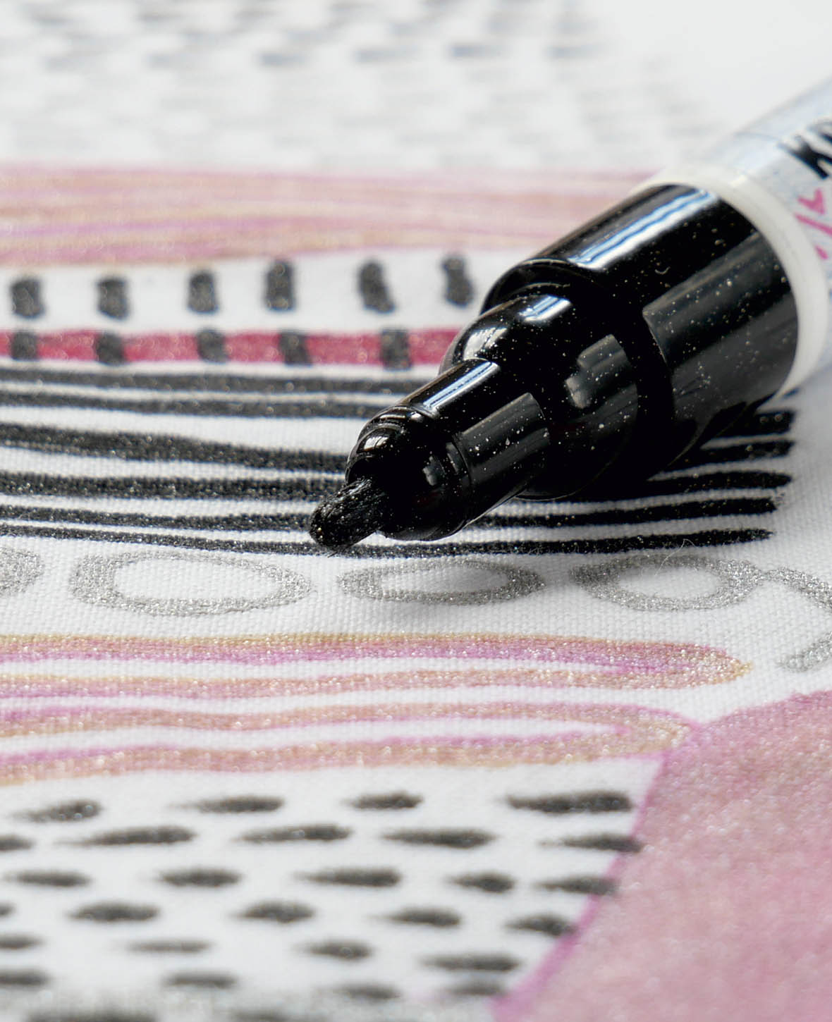 KREUL Textil Marker Glitter medium 5er Set